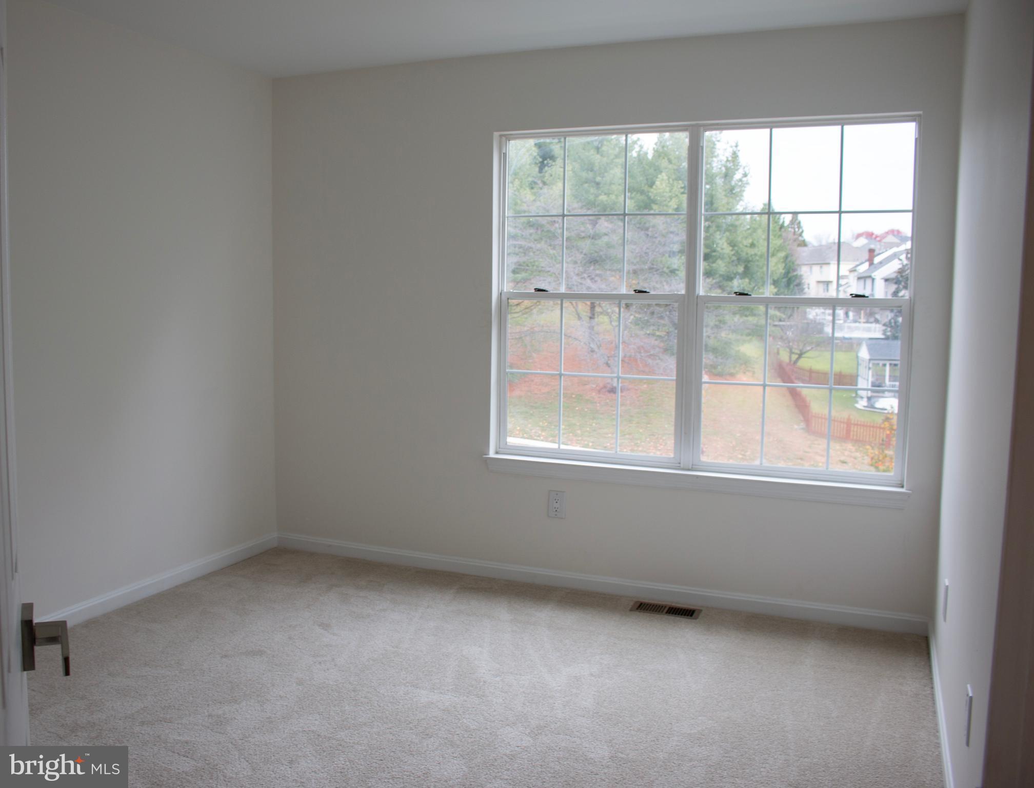 SPRING RIDGE - Residential