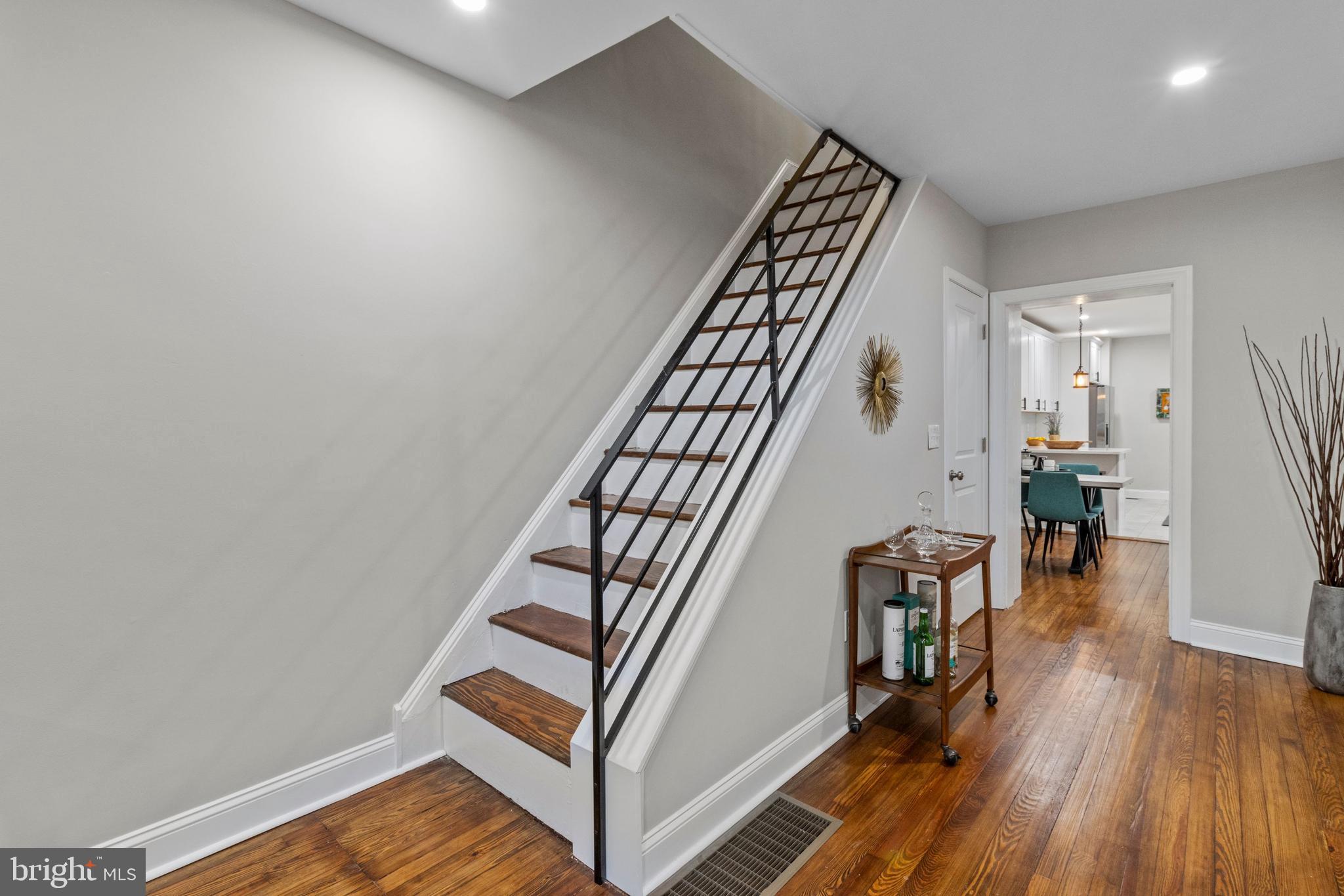 ROXBOROUGH - Residential