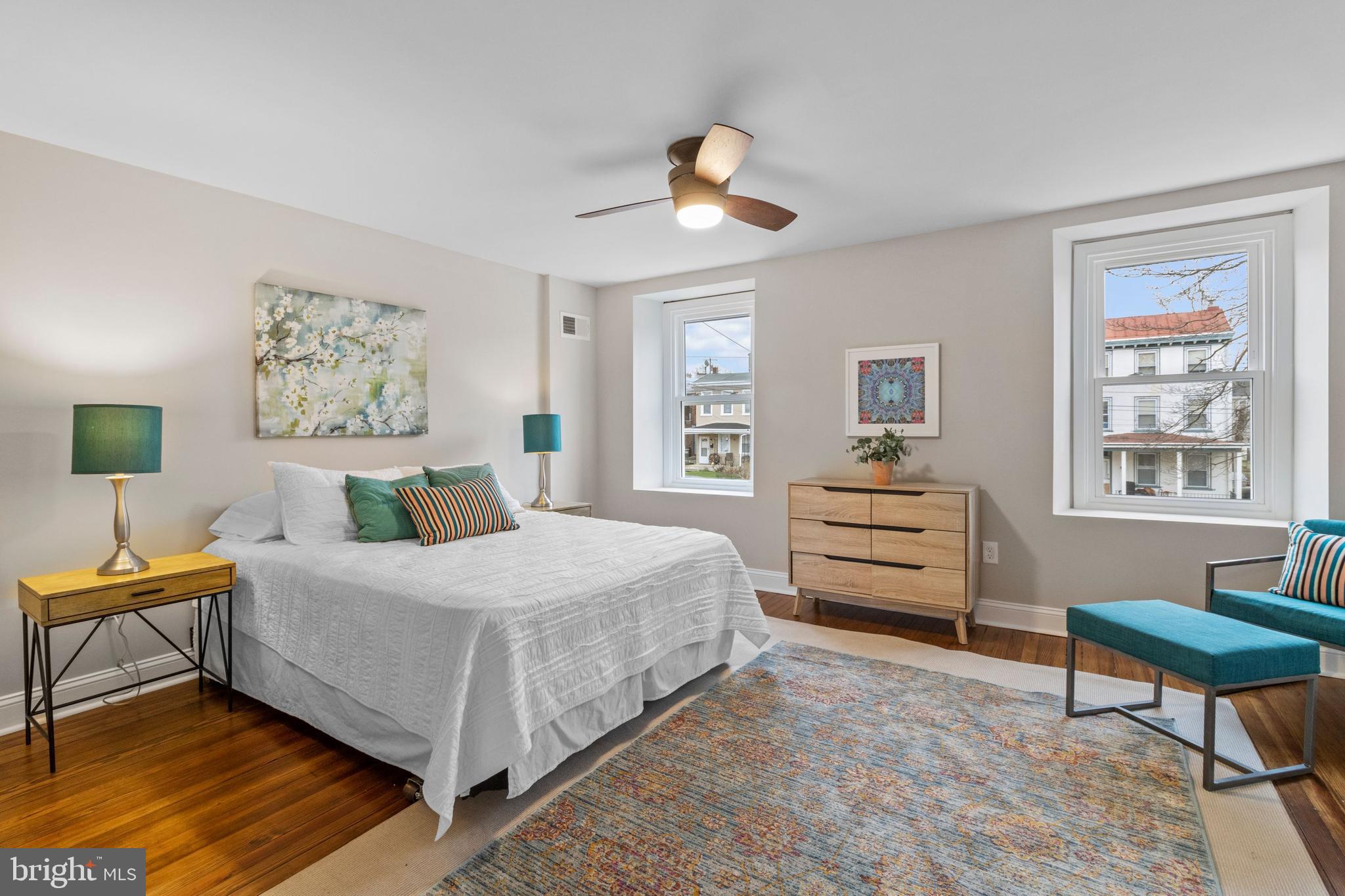 ROXBOROUGH - Residential