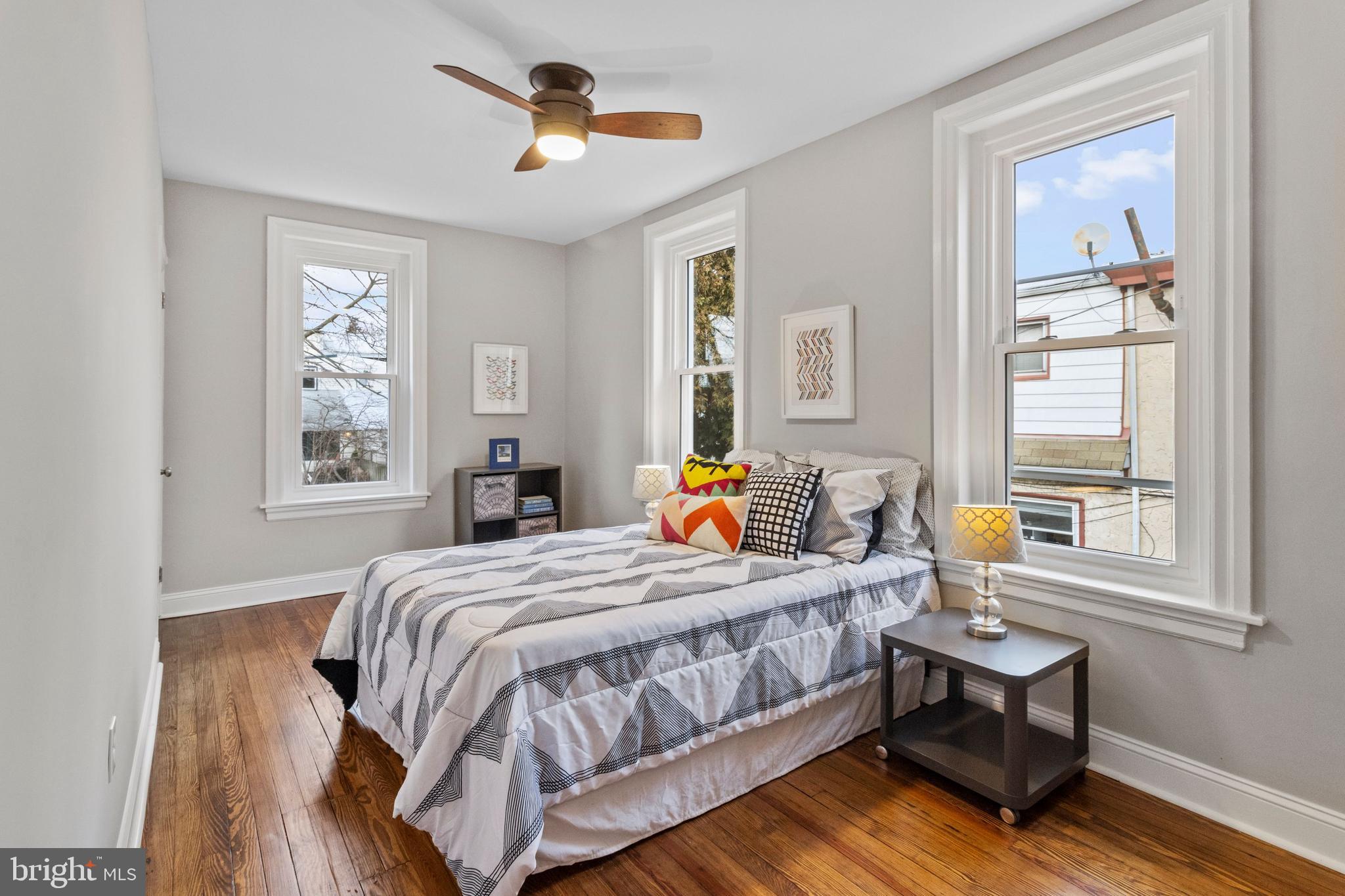 ROXBOROUGH - Residential