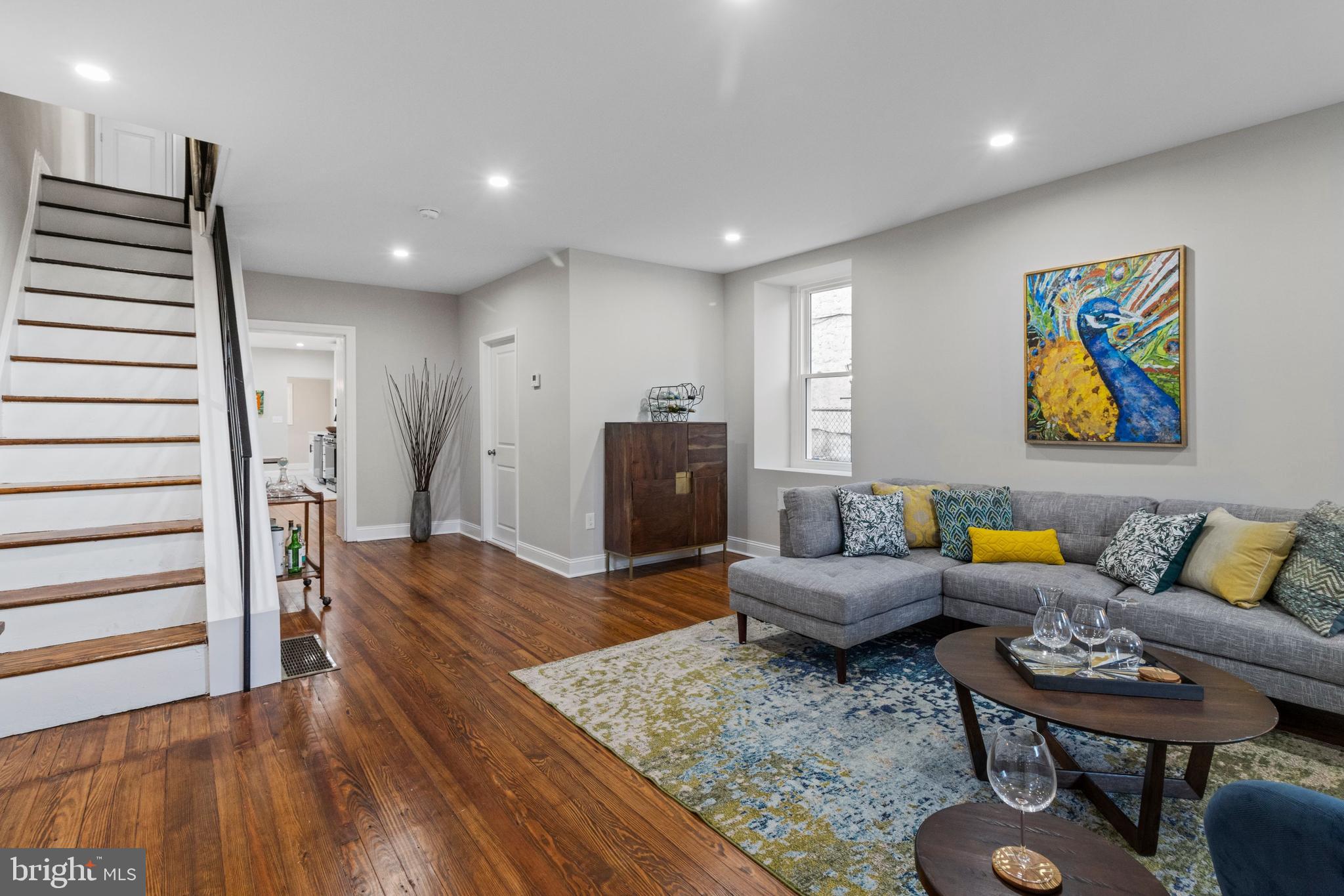 ROXBOROUGH - Residential