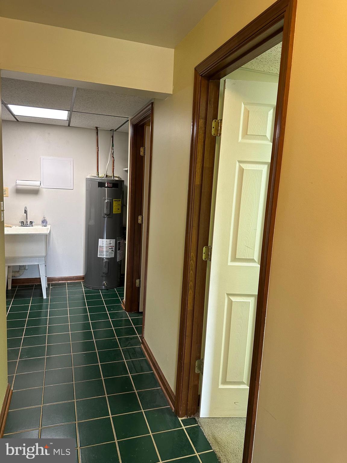 CATOCTIN HIGHLANDS - Residential Lease