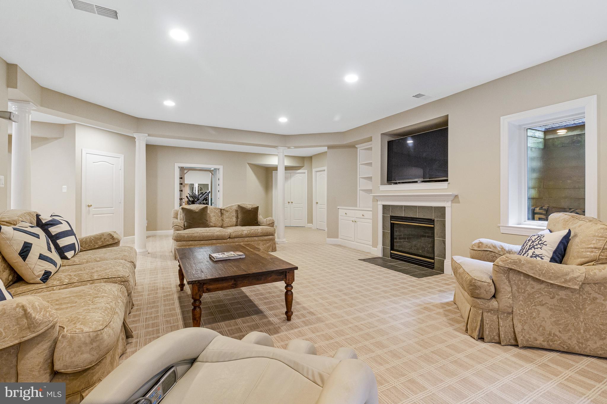 ESTATES AT LONGWOOD - Residential