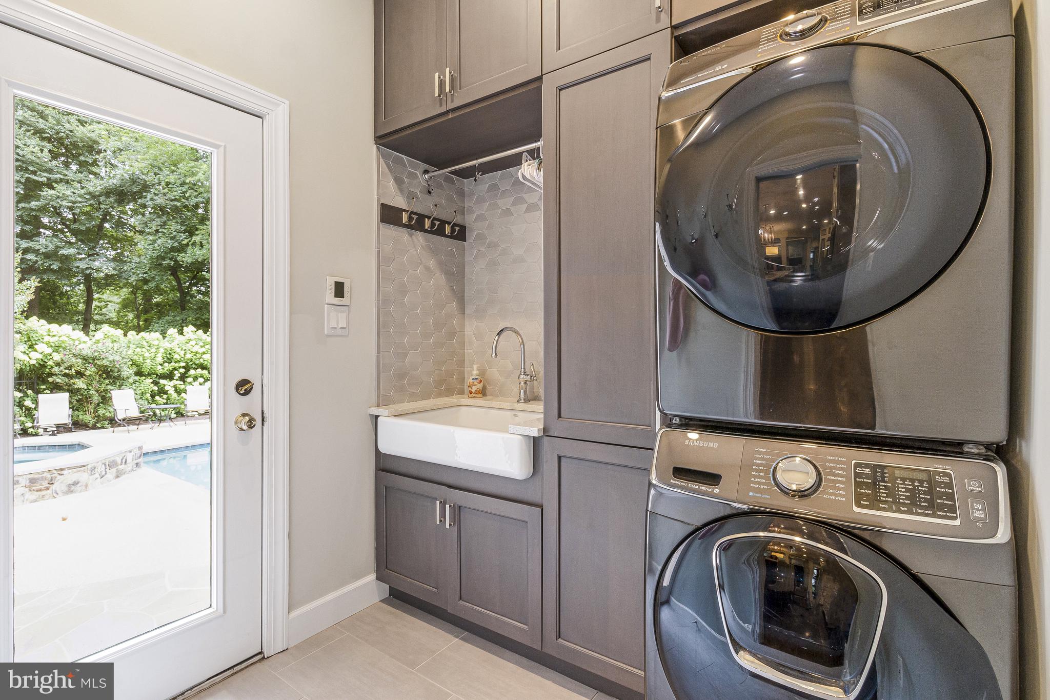 ESTATES AT LONGWOOD - Residential