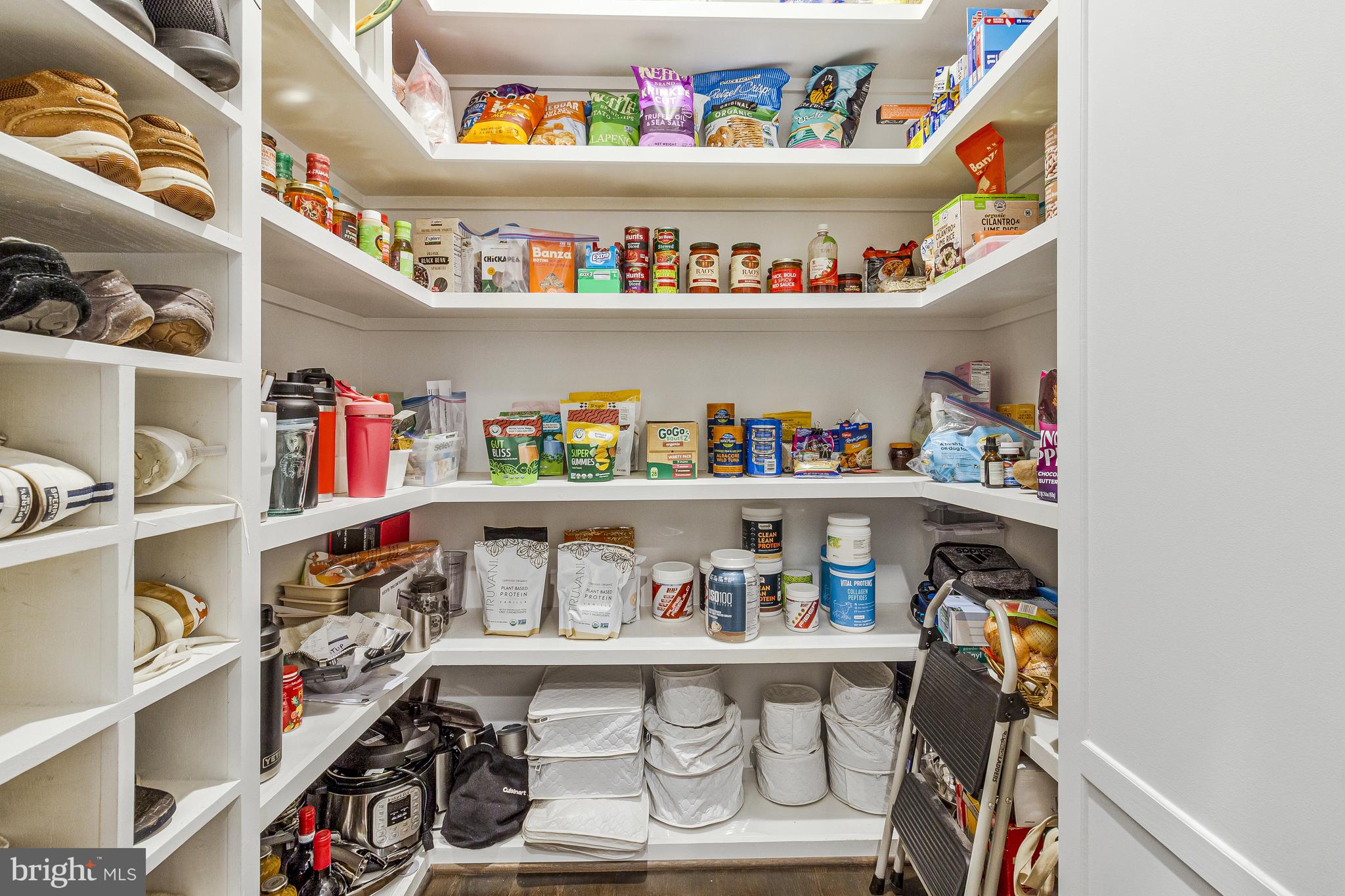 ESTATES AT LONGWOOD - Residential