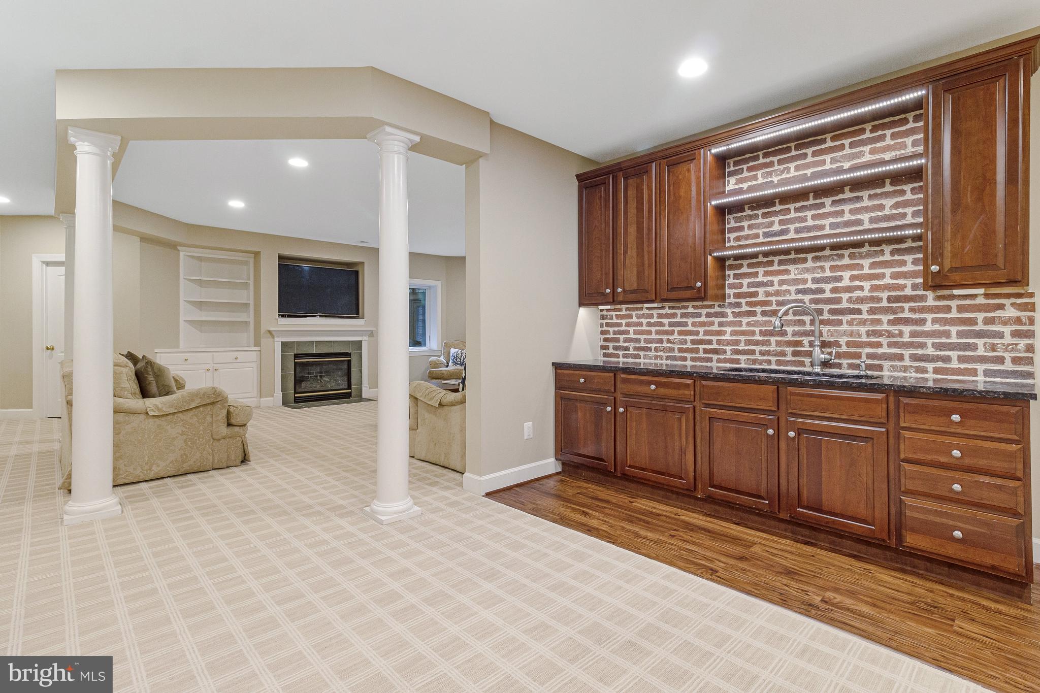 ESTATES AT LONGWOOD - Residential