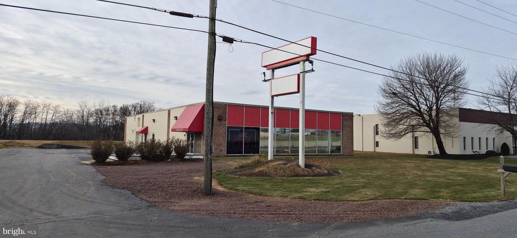 Photo of 2350 Dairy Road, LANCASTER, PA 17601 (MLS # PALA2080990)