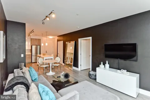 145 Riverhaven Drive Unit 237, Oxon Hill, MD MLS: MDPG2179640