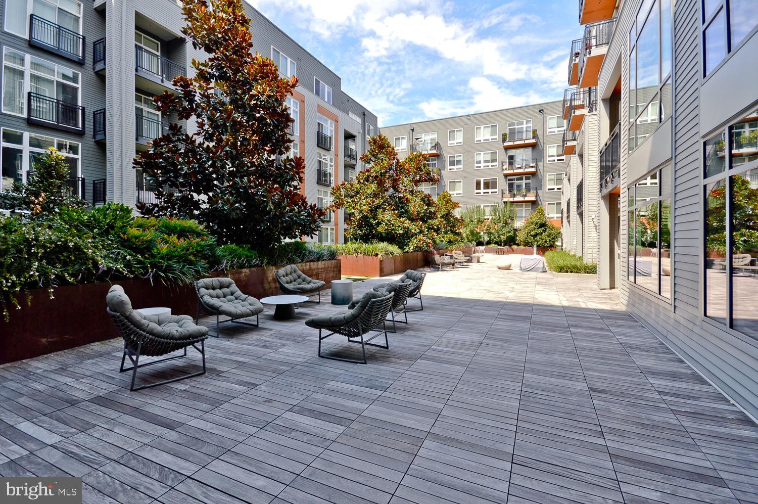 NATIONAL HARBOR - Residential