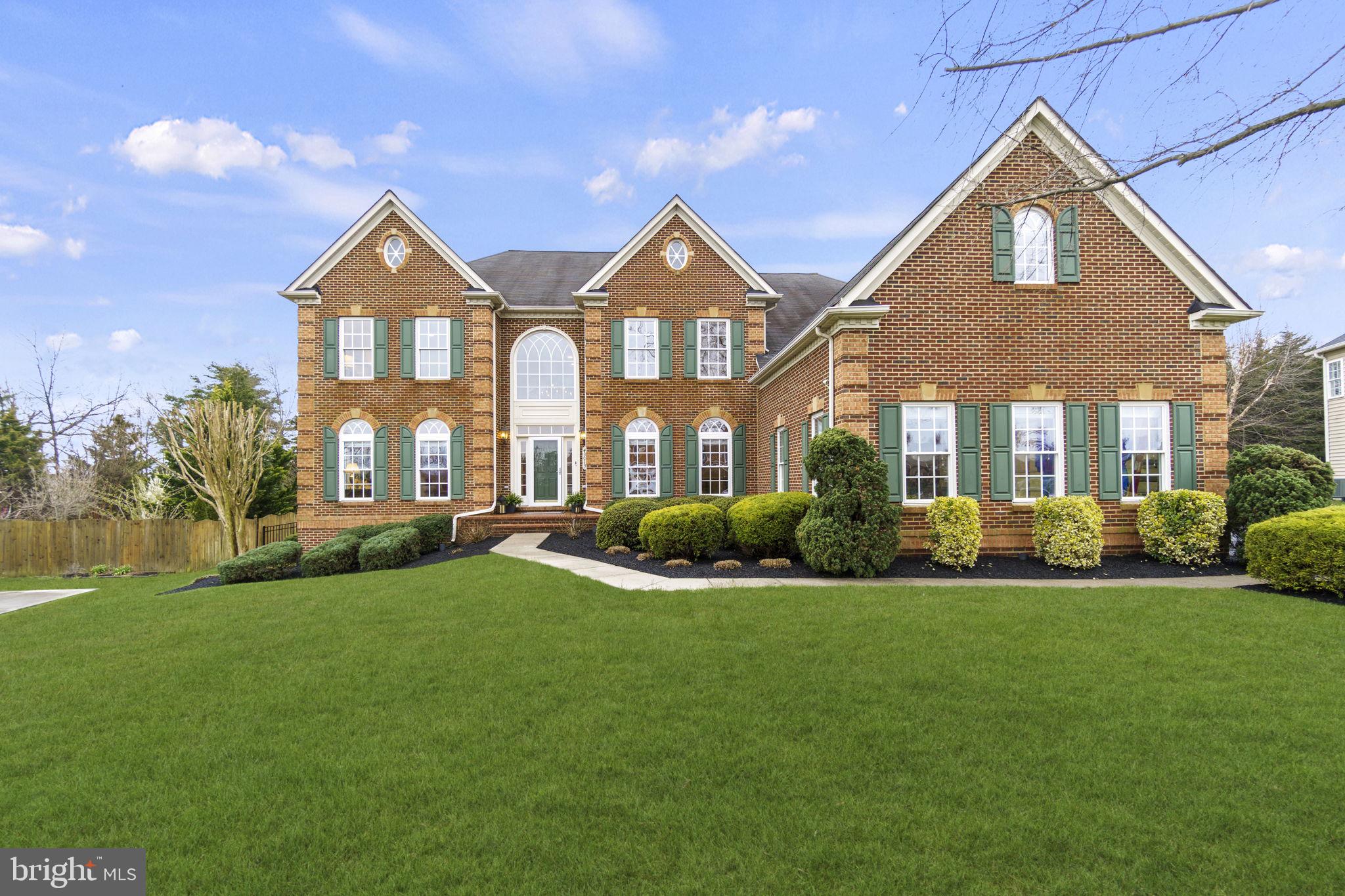 LAKES AT BELLE TERRA - Residential