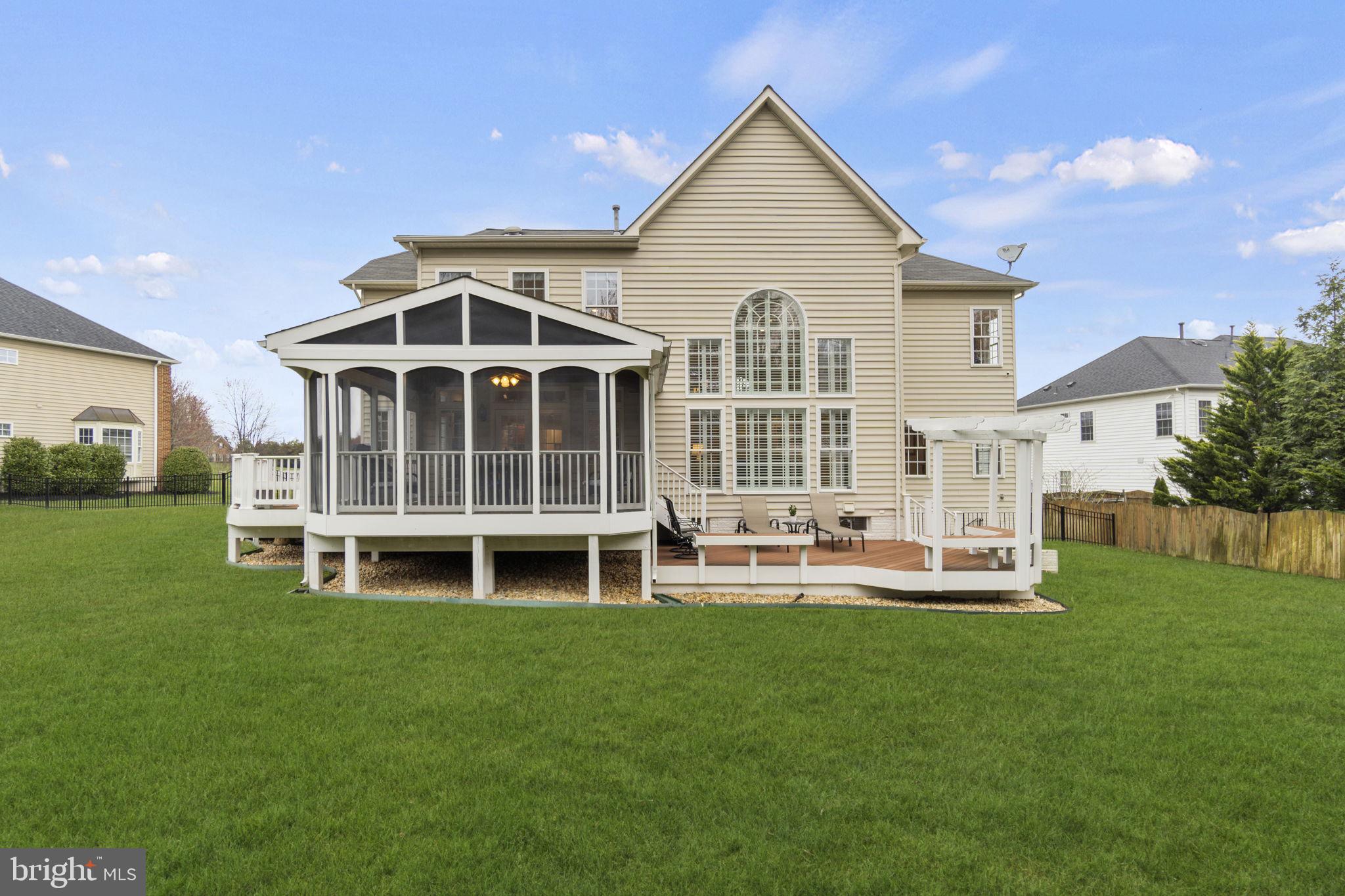 LAKES AT BELLE TERRA - Residential