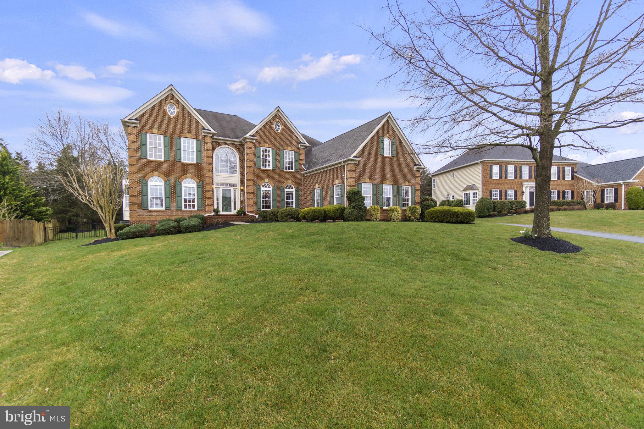 LAKES AT BELLE TERRA - Residential