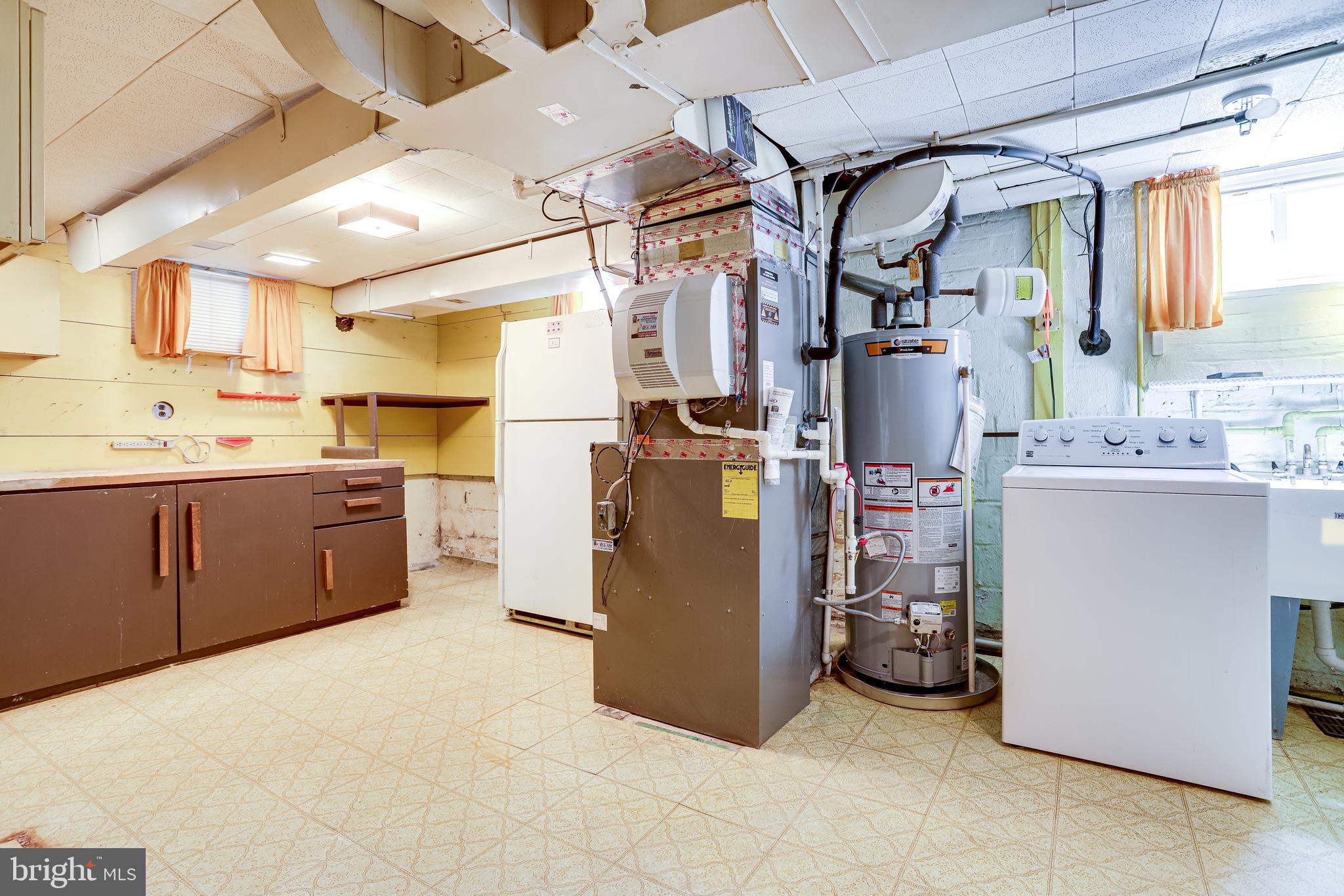 LEEWAY HEIGHTS - Residential