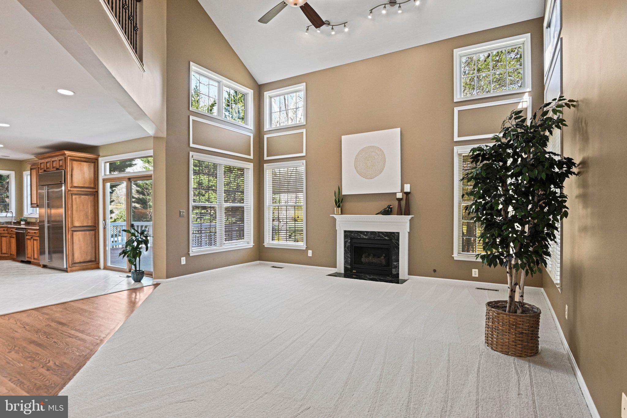 SPRING LAKE - Residential