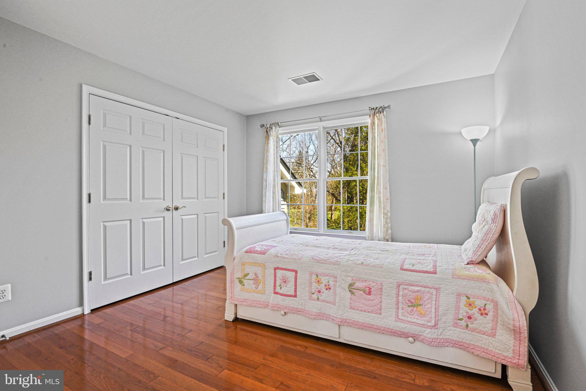 SPRING LAKE - Residential