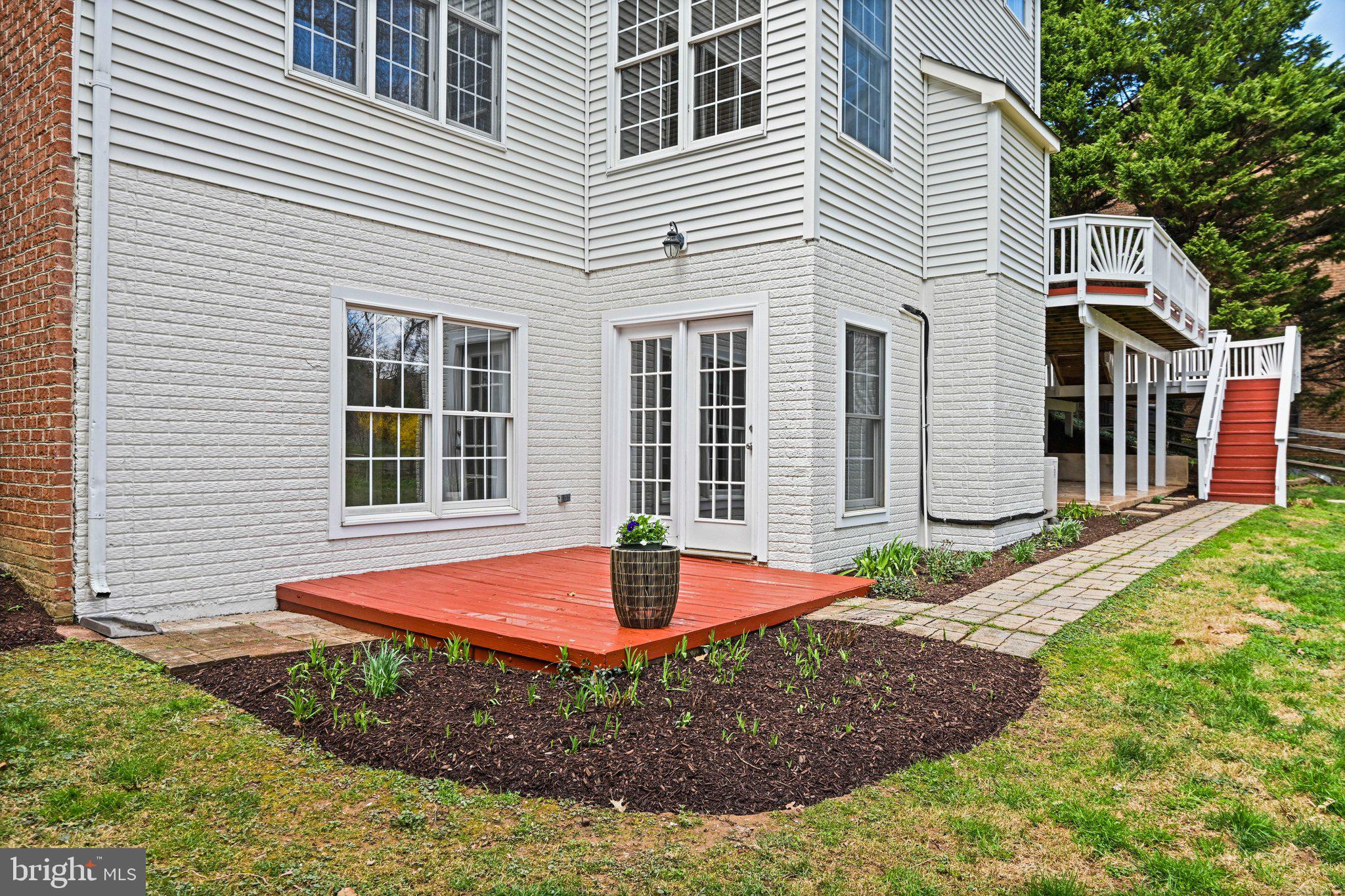 SPRING LAKE - Residential