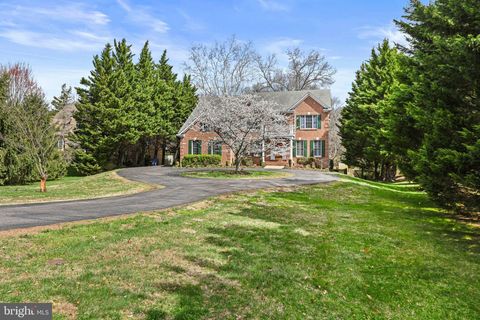 1831 BEULAH ROAD VIENNA VA 22182