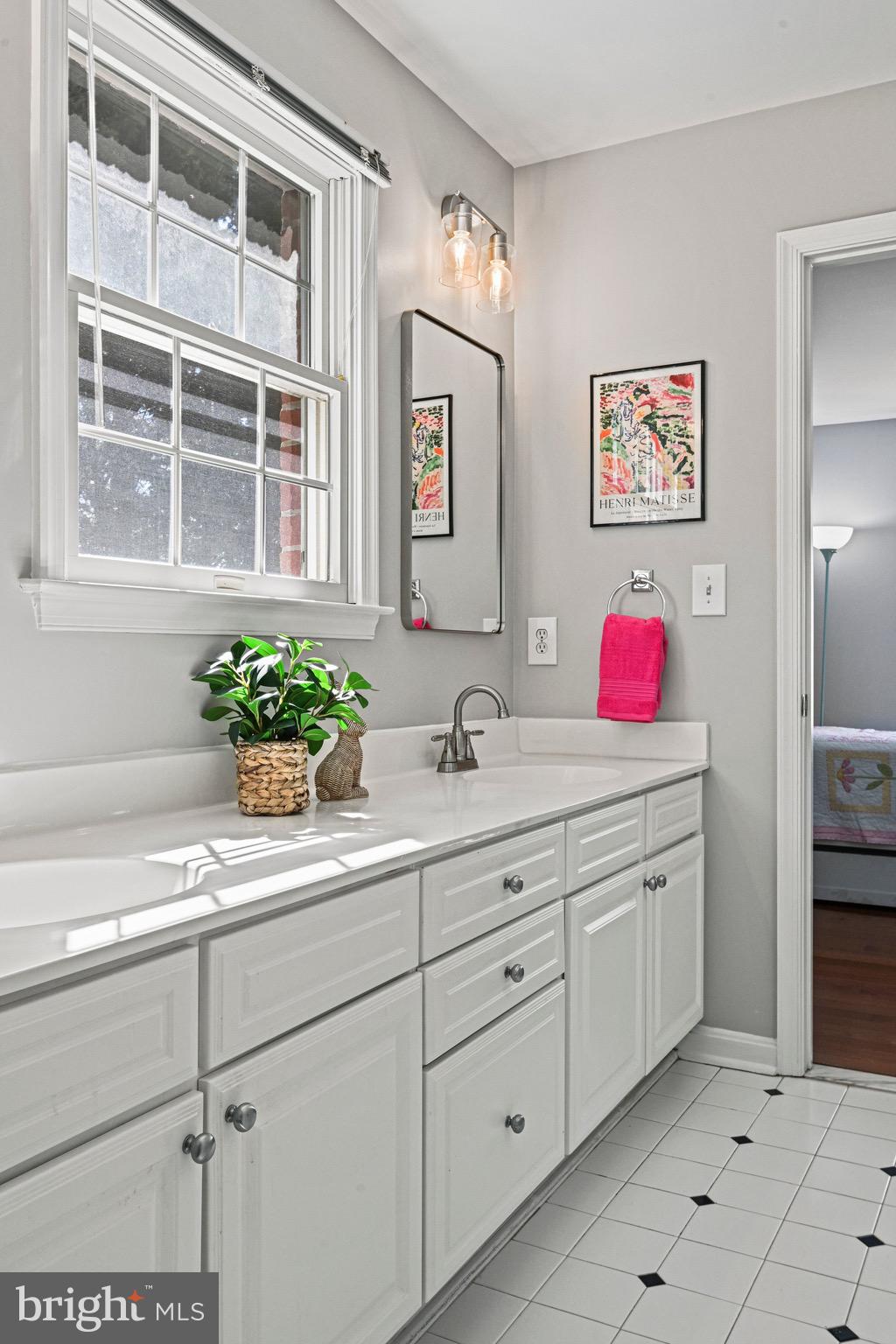 SPRING LAKE - Residential