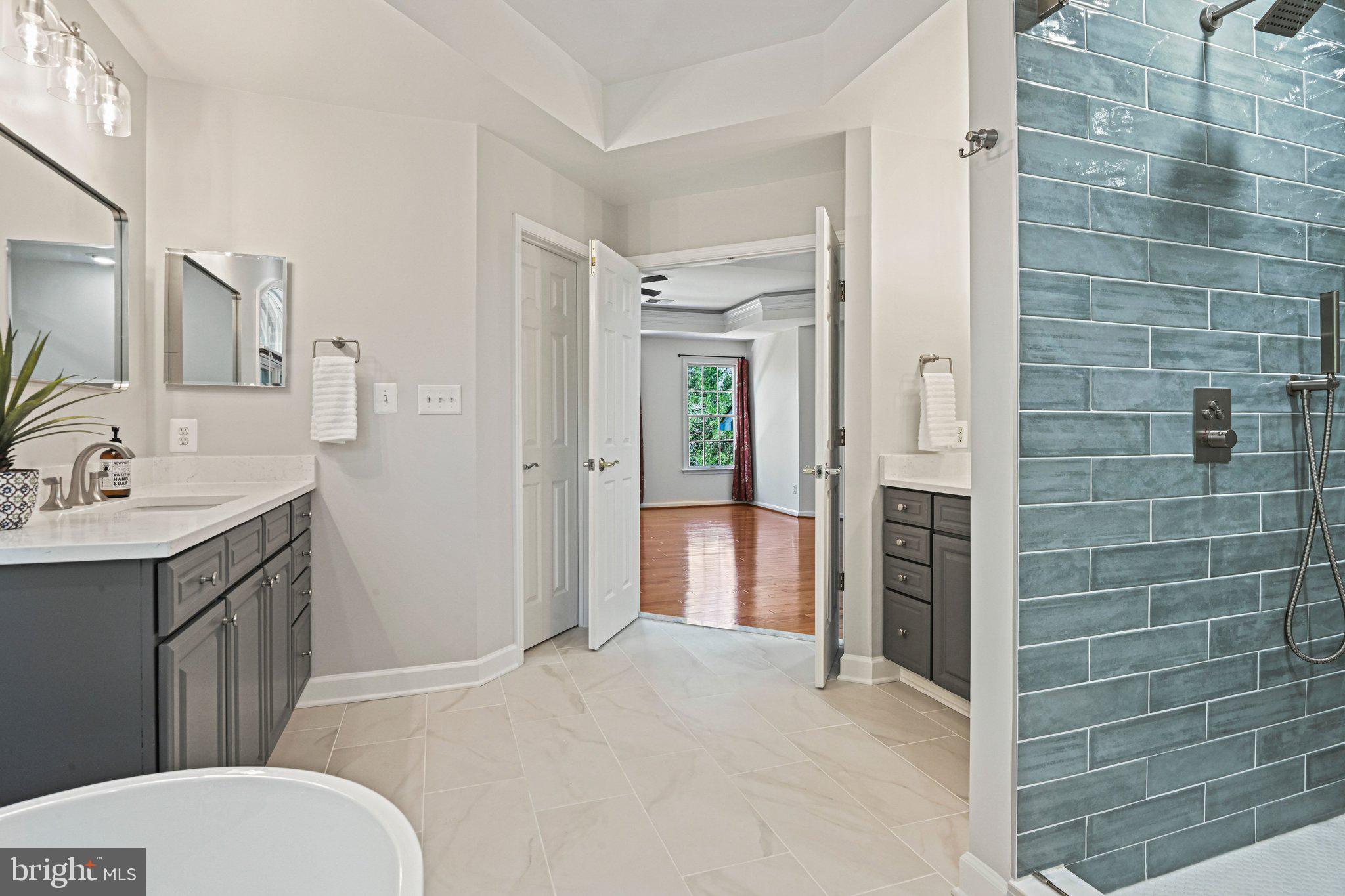 SPRING LAKE - Residential