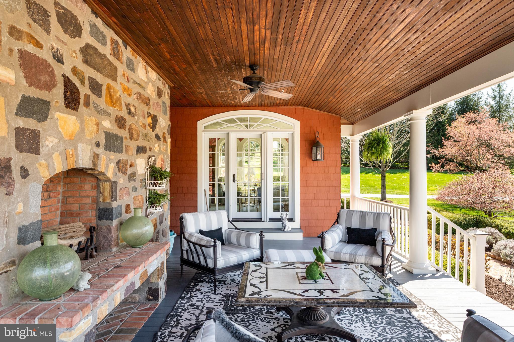 LEOPARD FARMS - Residential