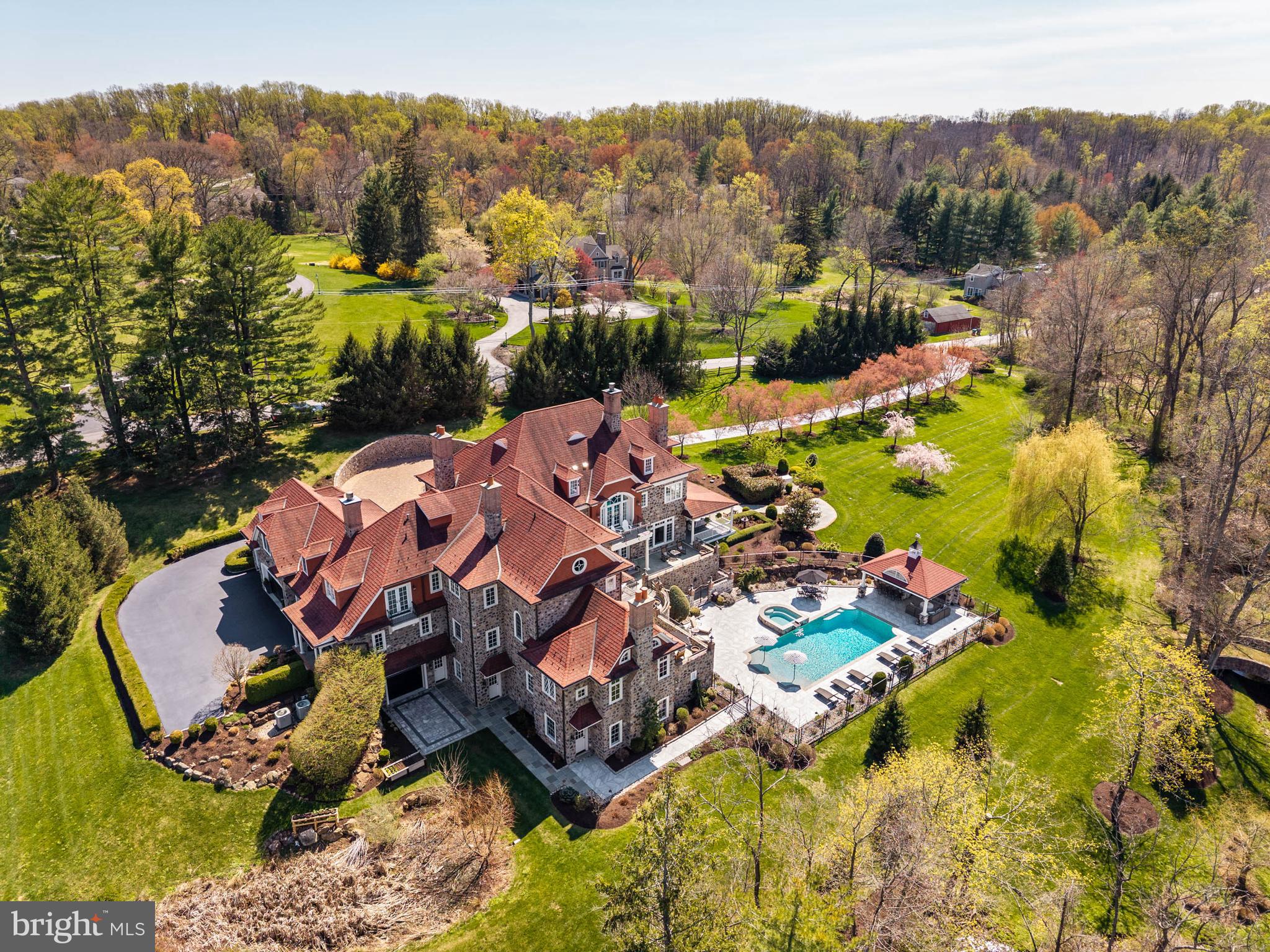 LEOPARD FARMS - Residential