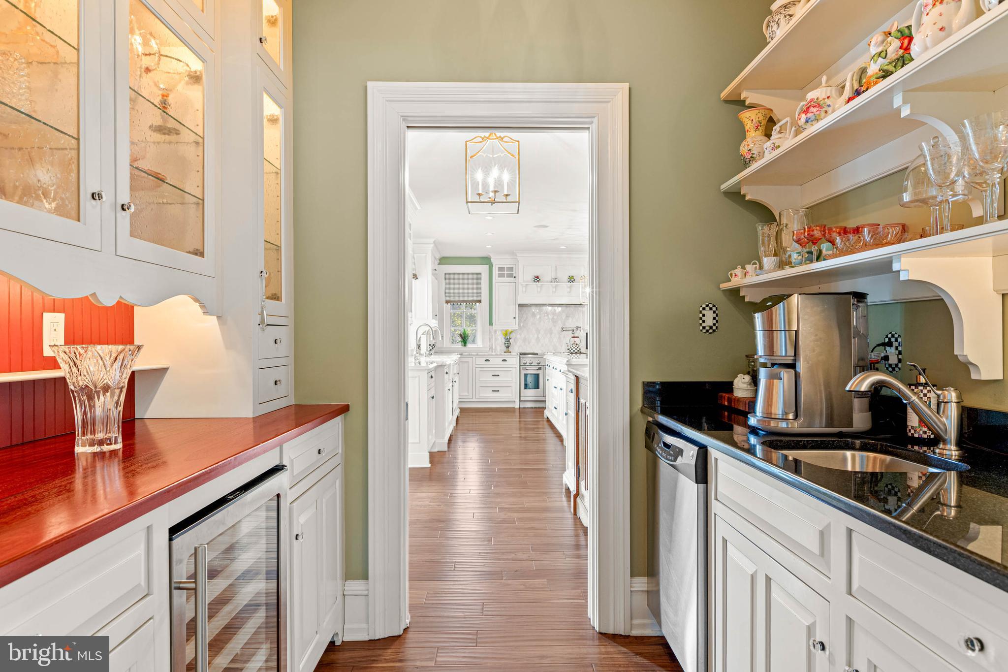 LEOPARD FARMS - Residential