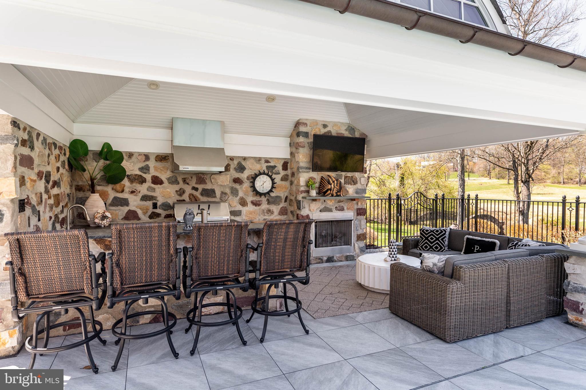 LEOPARD FARMS - Residential