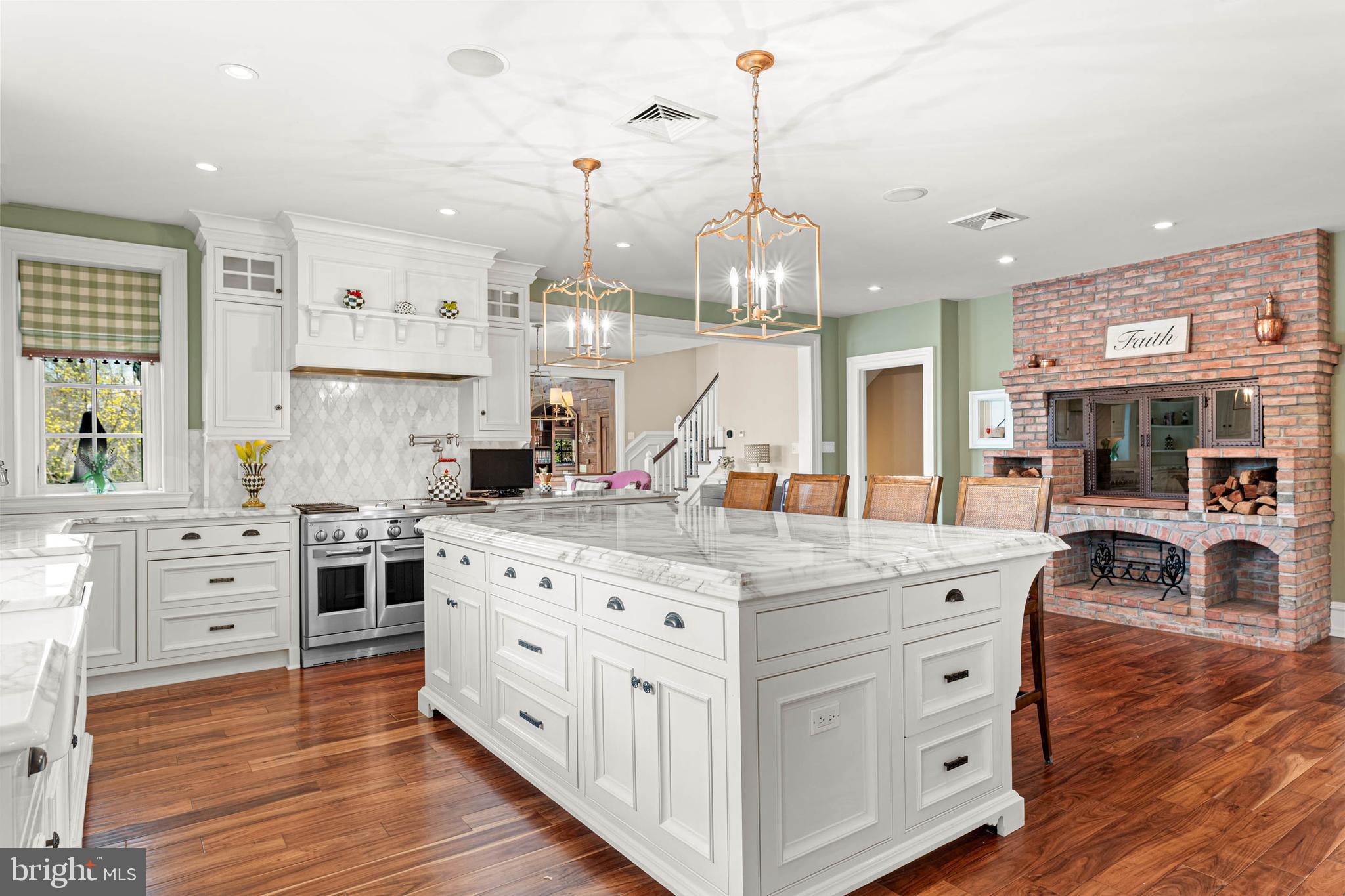 LEOPARD FARMS - Residential