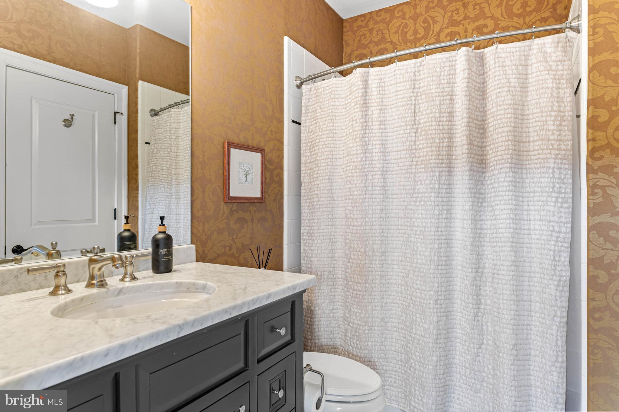 LEOPARD FARMS - Residential