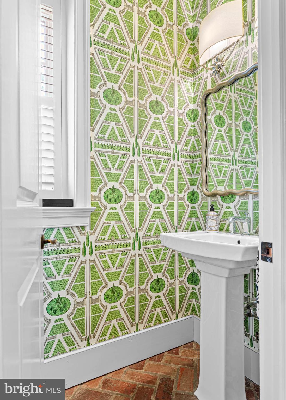 LEOPARD FARMS - Residential