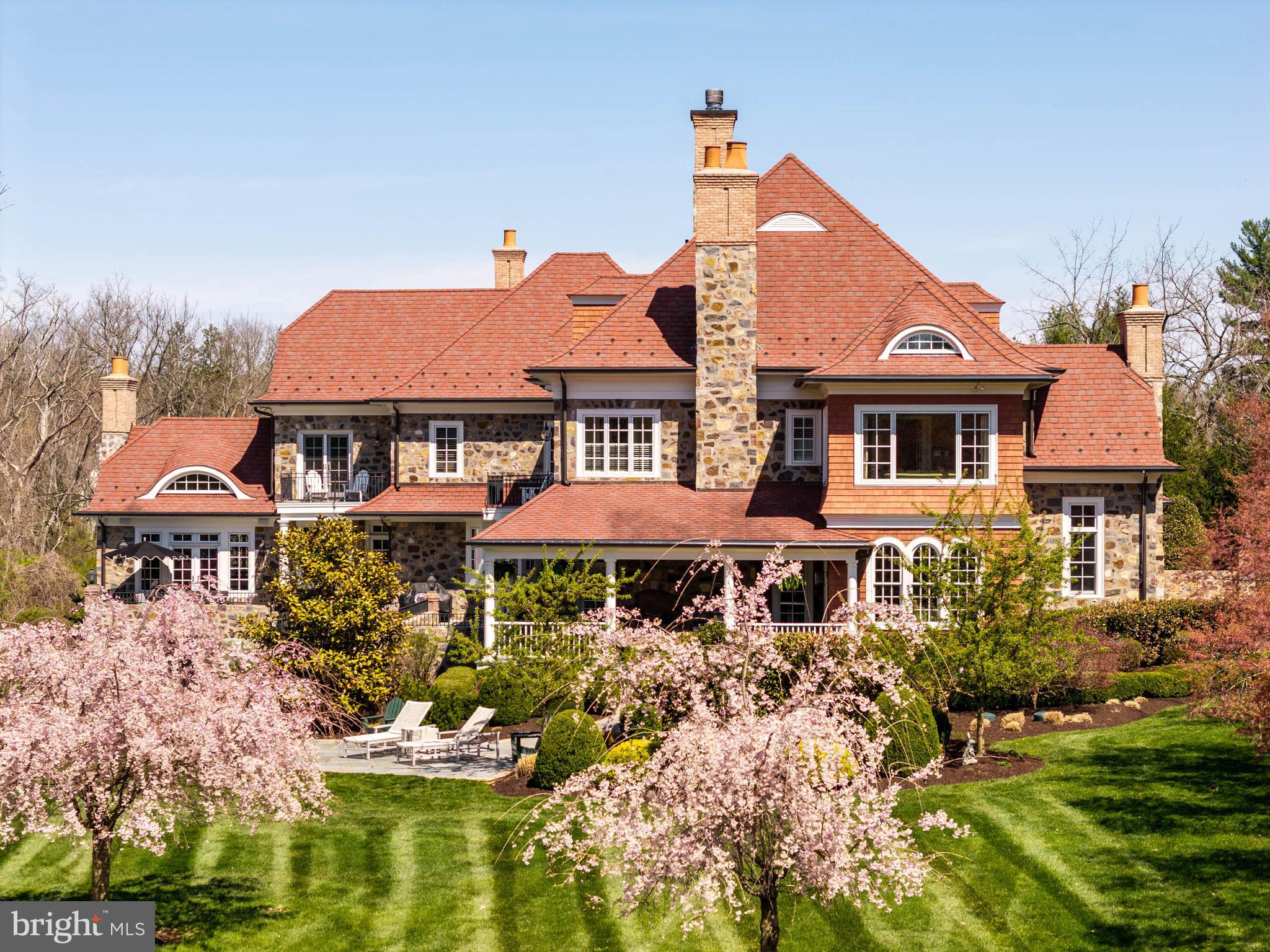 LEOPARD FARMS - Residential