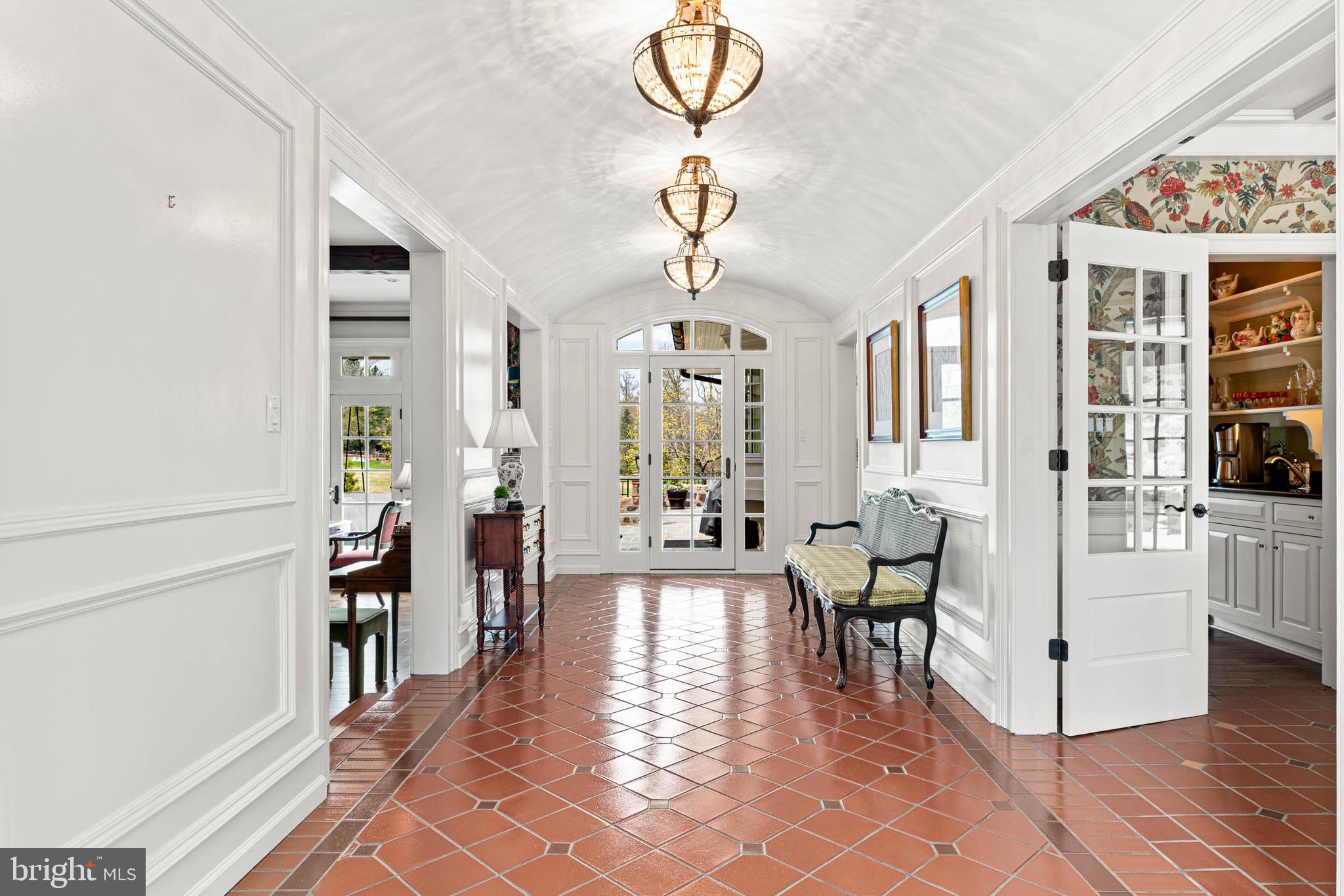 LEOPARD FARMS - Residential