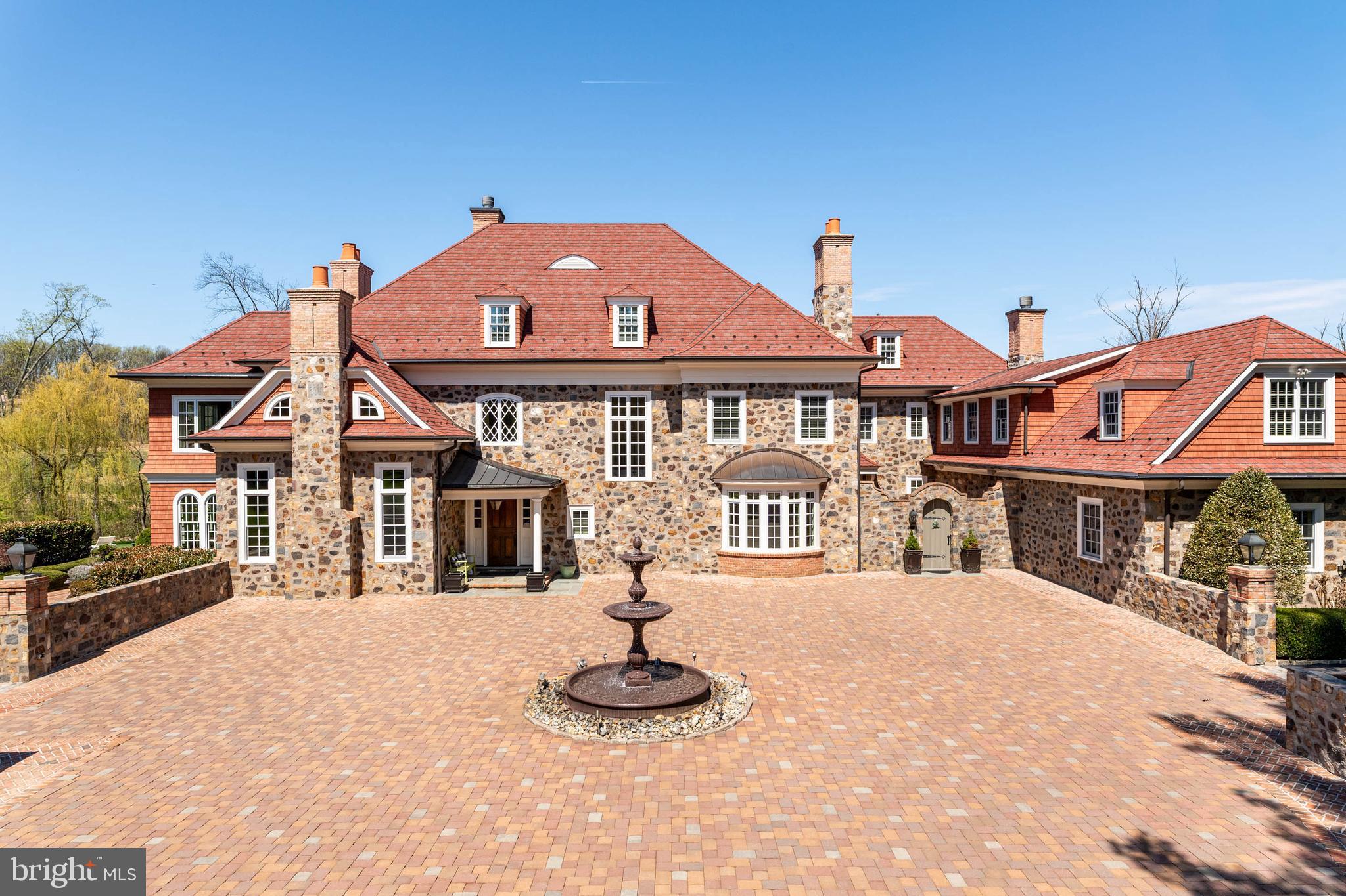 LEOPARD FARMS - Residential