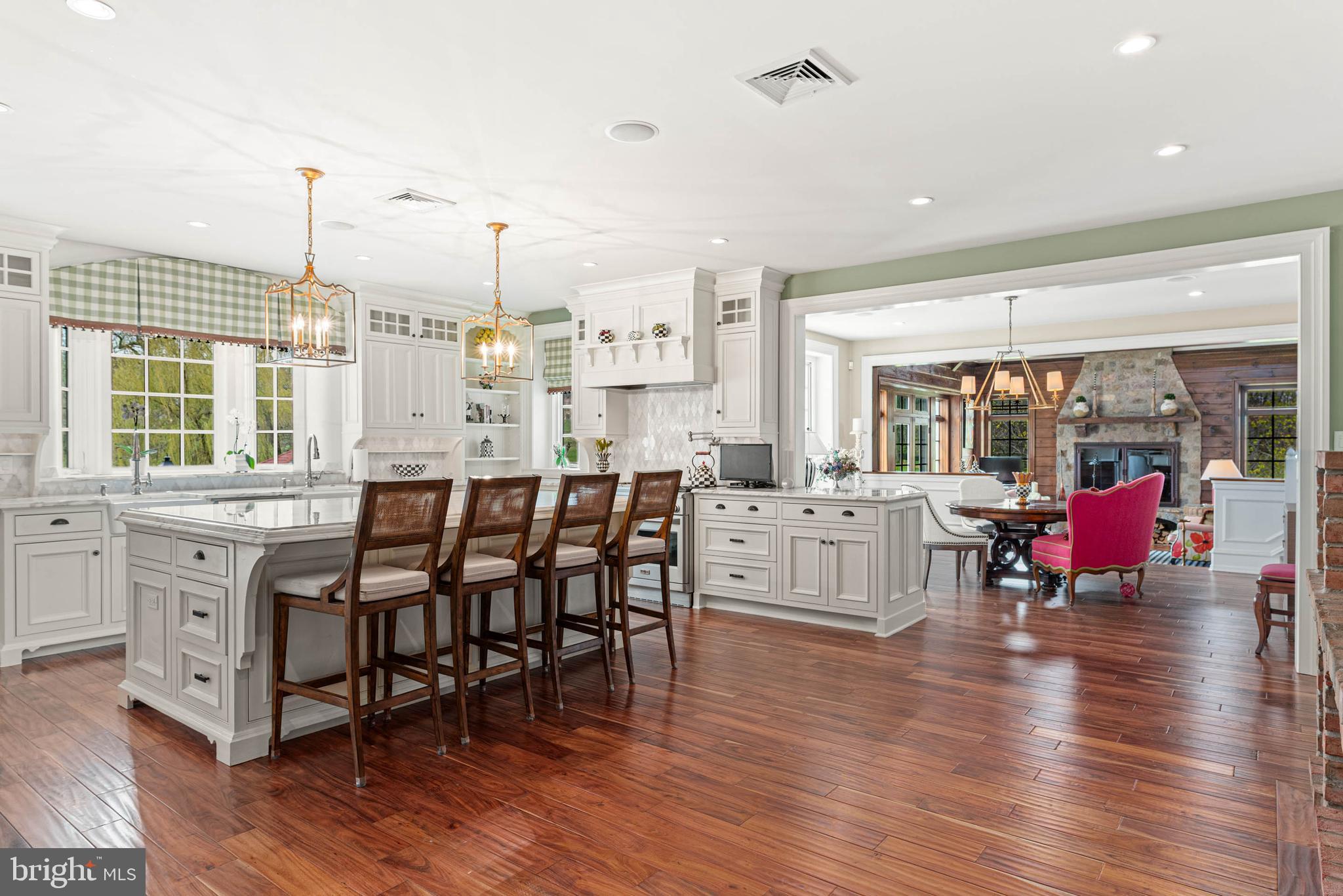 LEOPARD FARMS - Residential