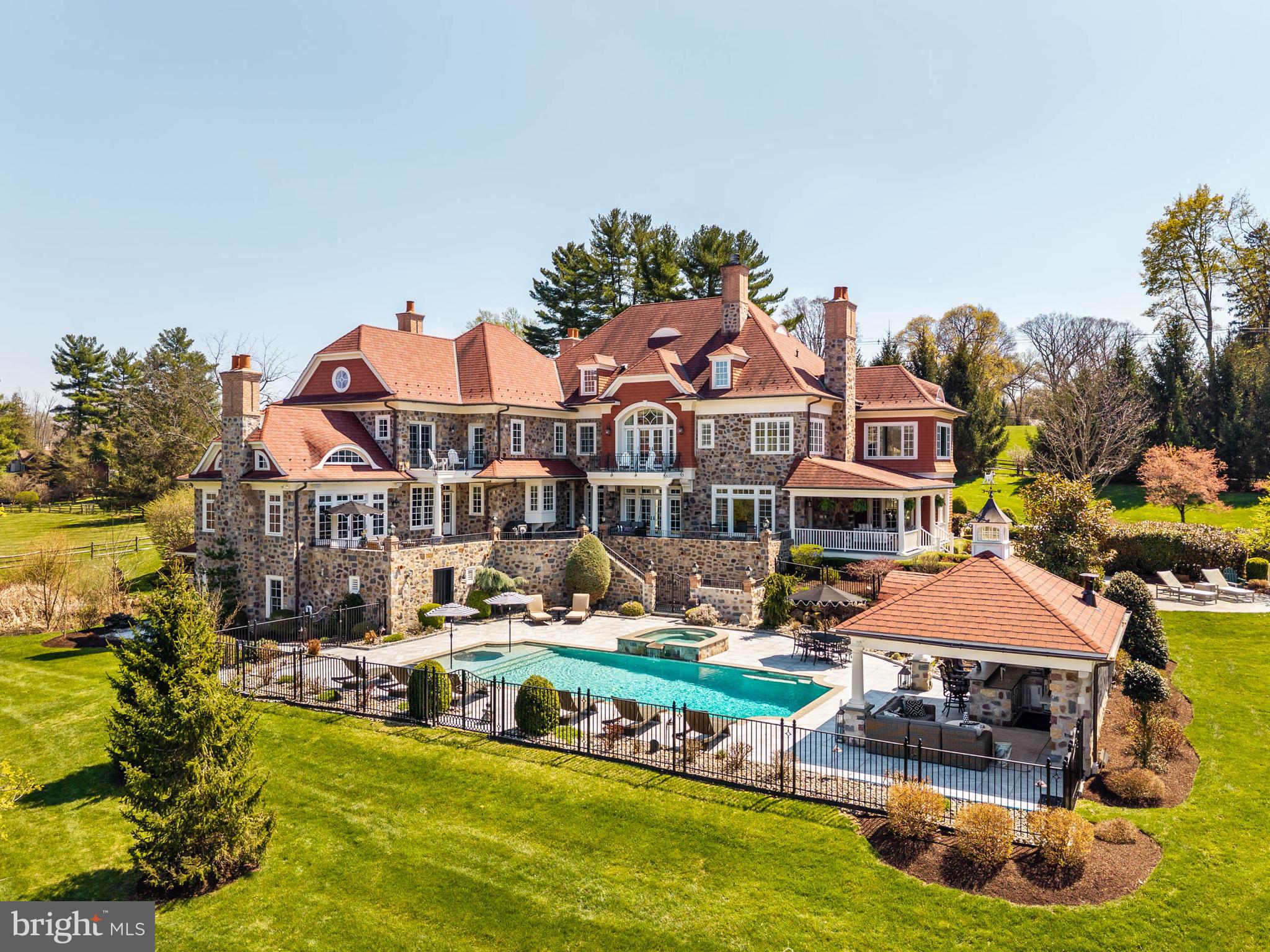 LEOPARD FARMS - Residential