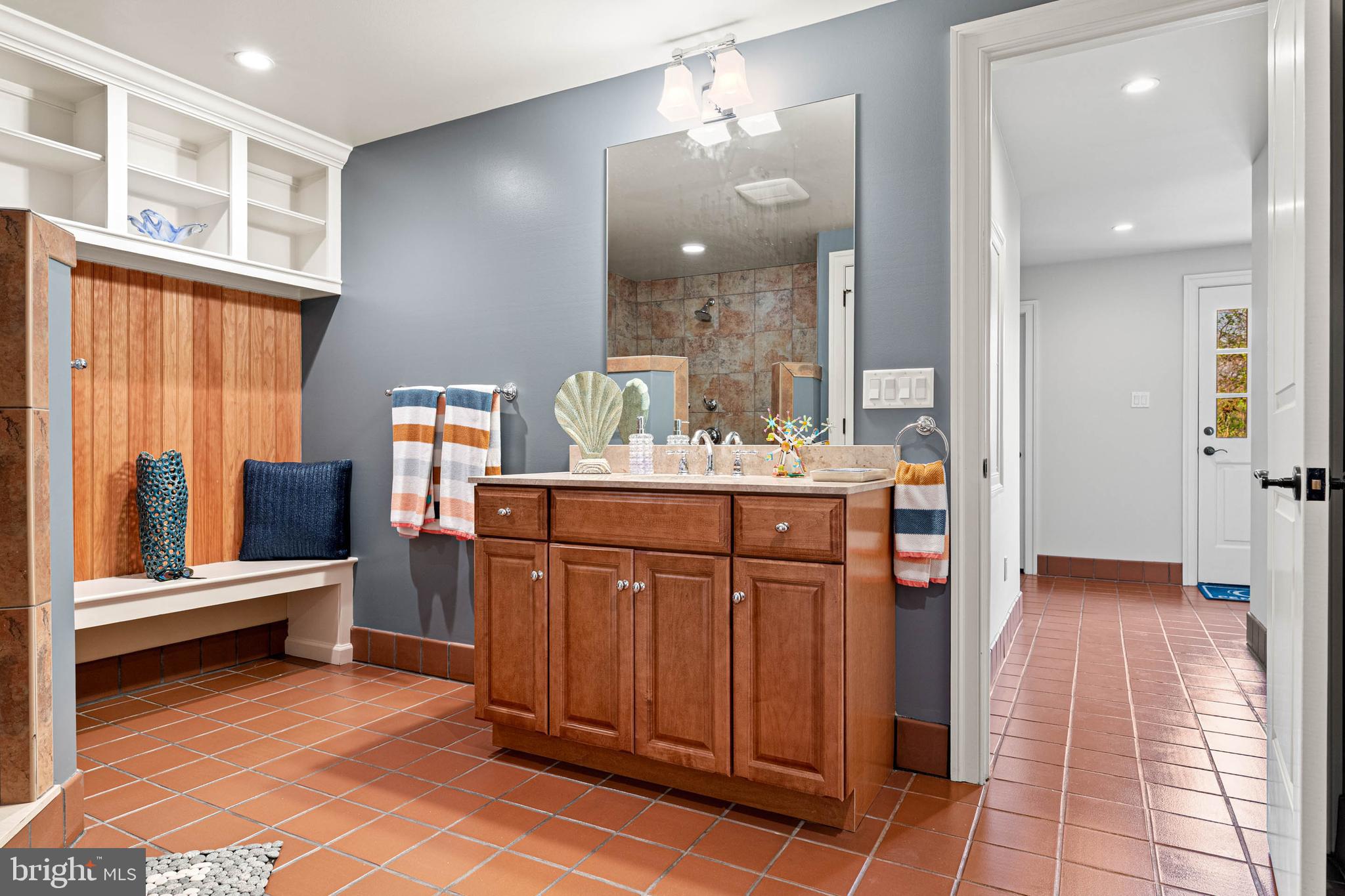 LEOPARD FARMS - Residential