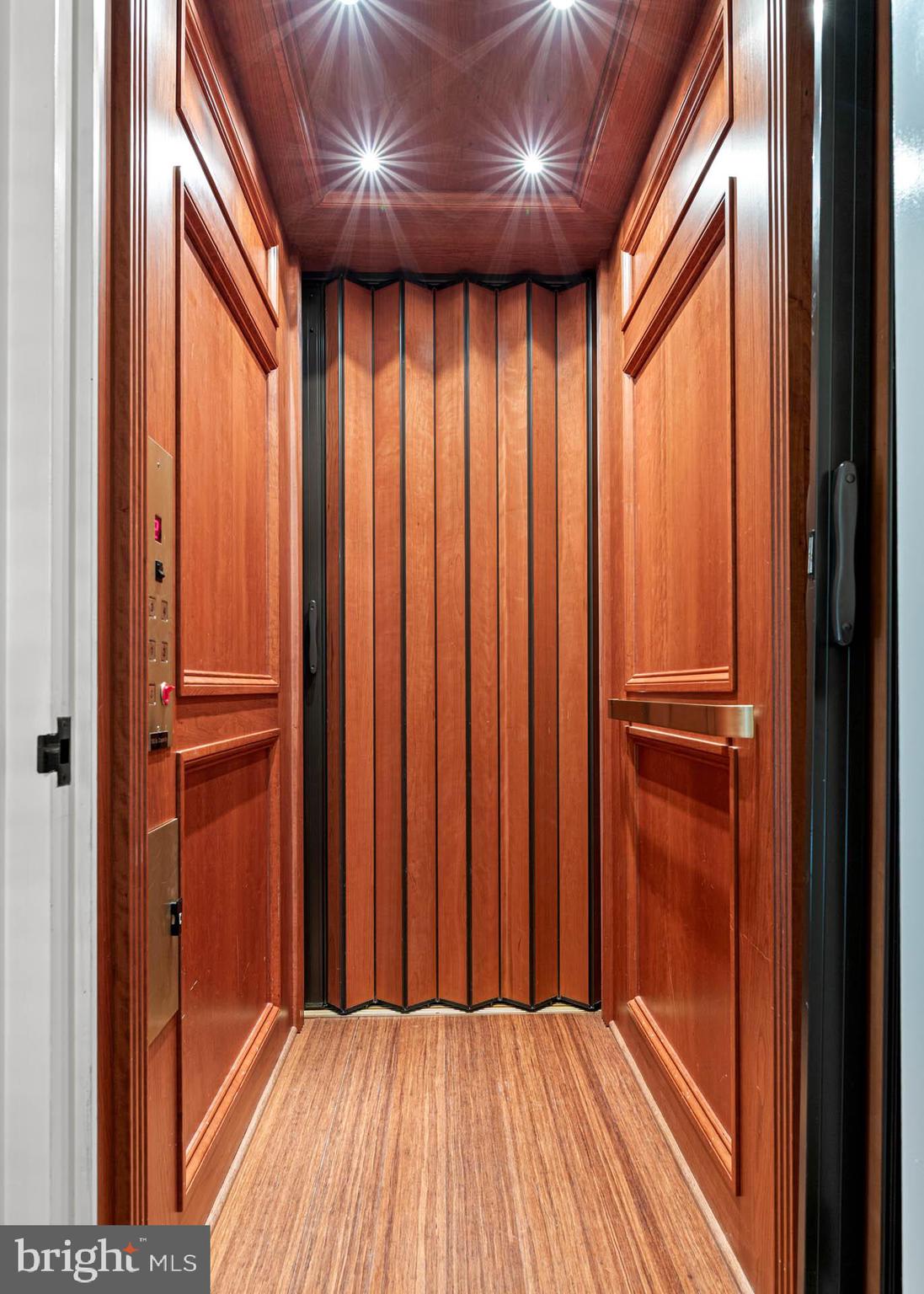 LEOPARD FARMS - Residential