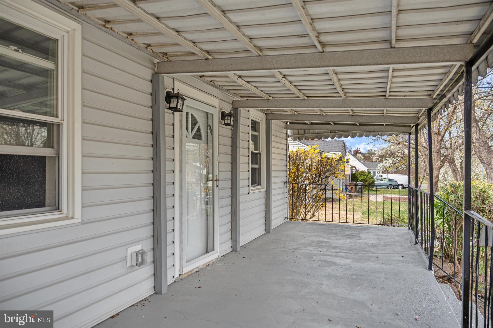 HARRIETT PARK - Residential Lease