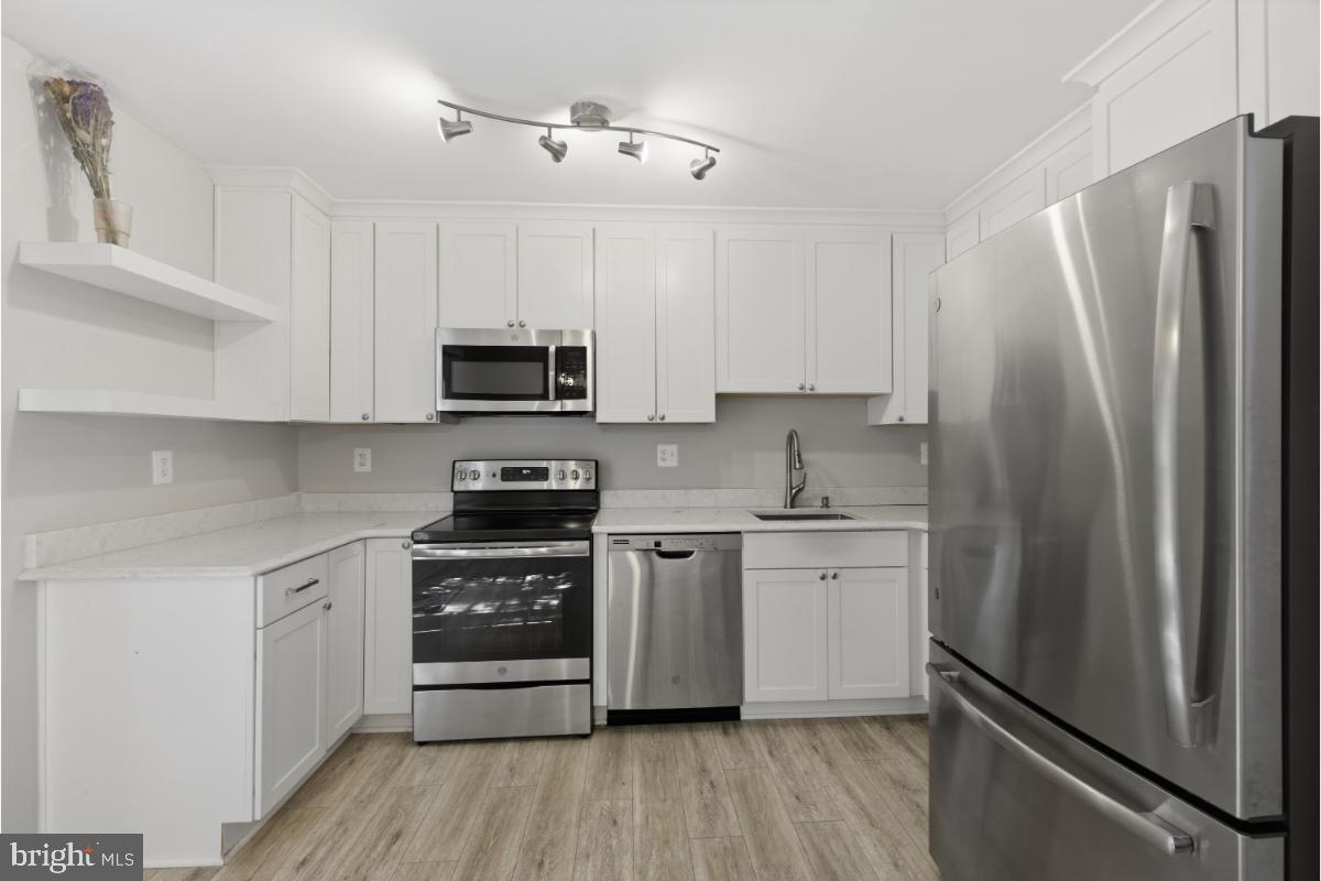 SUGARLAND RUN - Residential