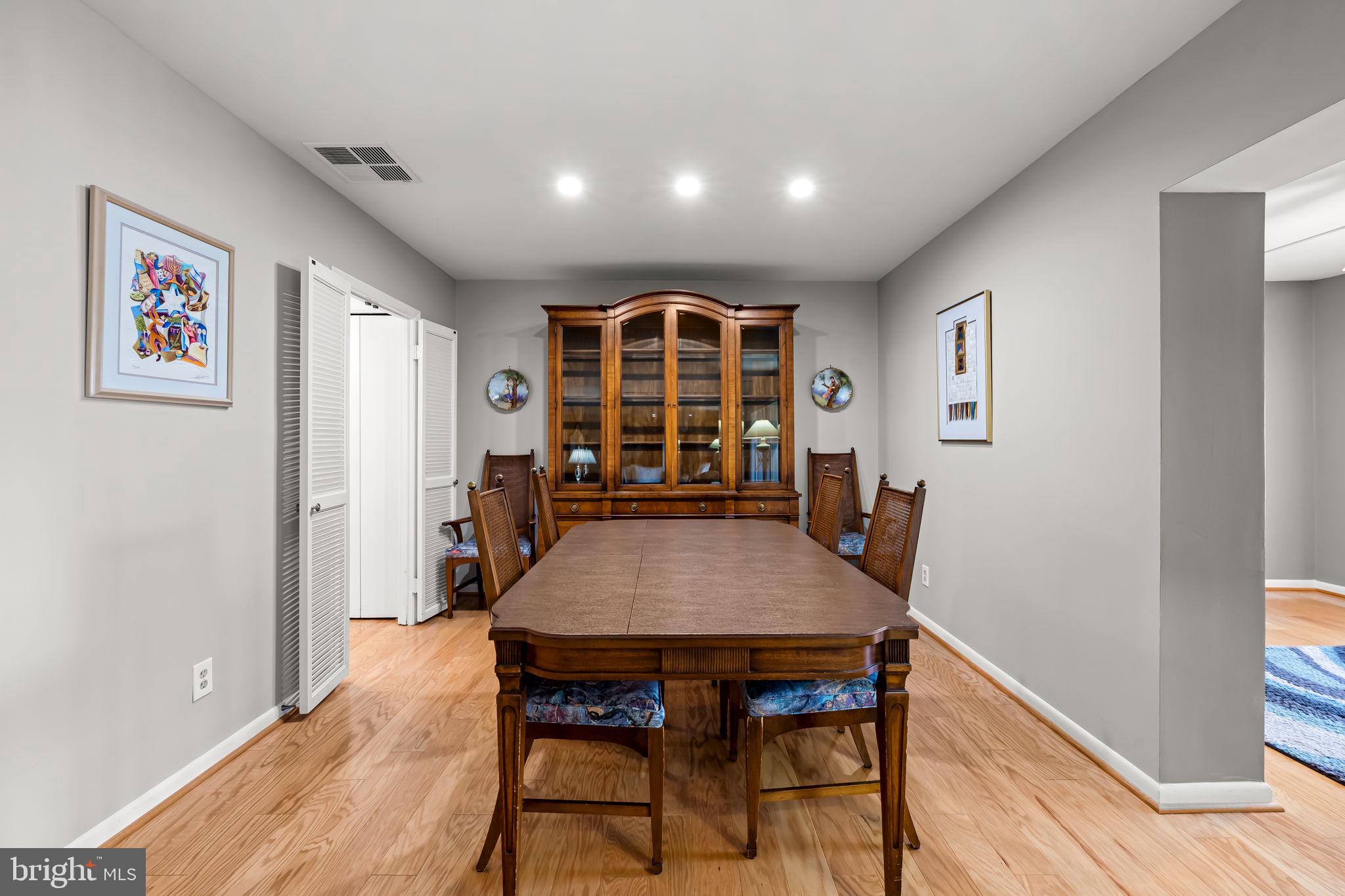 ANNEN WOODS - Residential