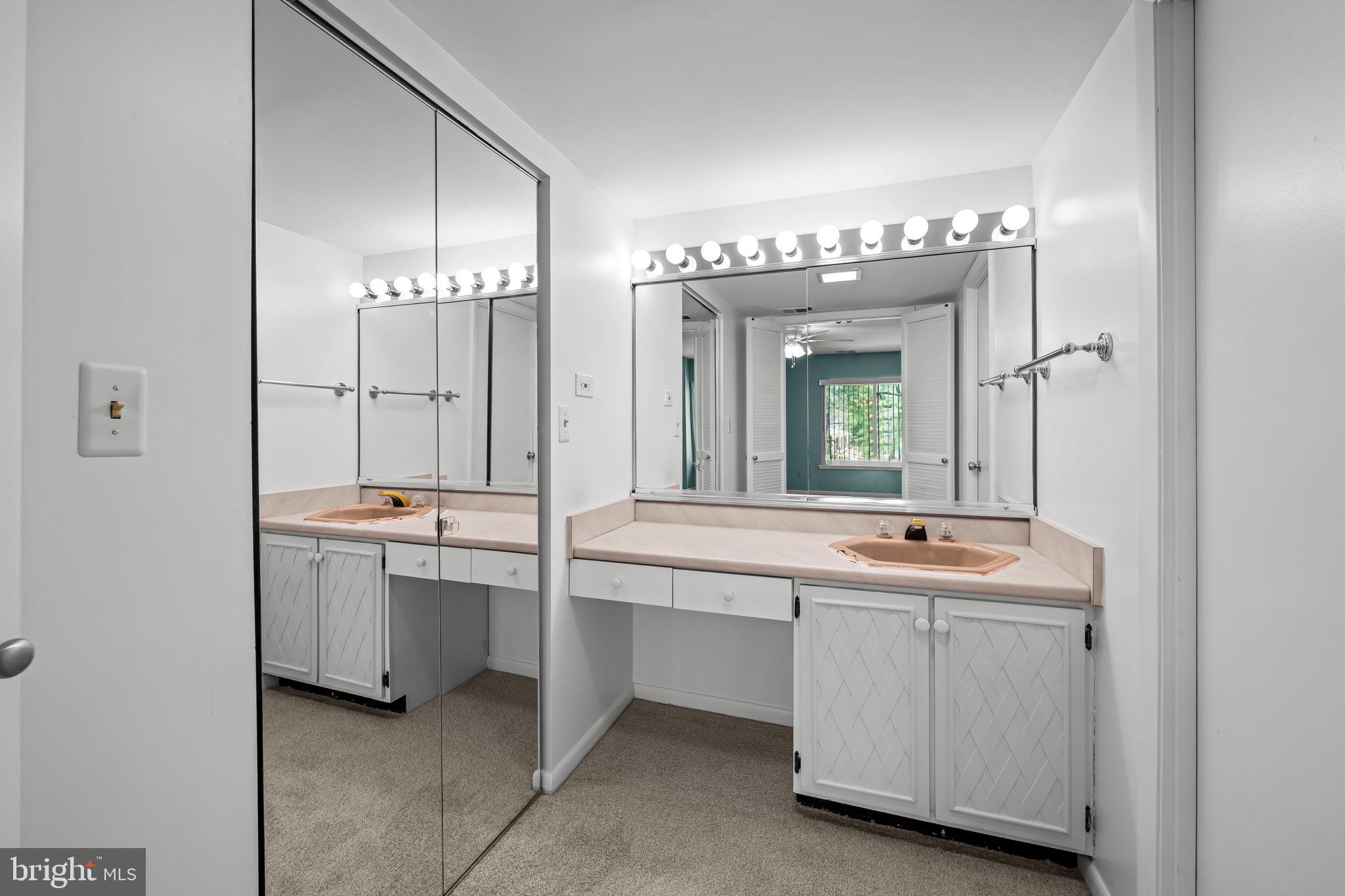 ANNEN WOODS - Residential