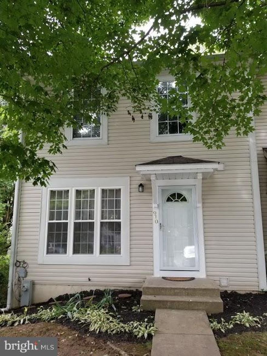 NEW PRICE!  Fully renovated.  BIG end of group fully remodeled townhouse in great location.  Great inside! 2018 AC unit, granite counter tops Brand new kitchen with stainless steal appliances . Beautiful hardwood floors and windows on main level. Designers tile in both bathrooms. New carpet . Beautiful view.