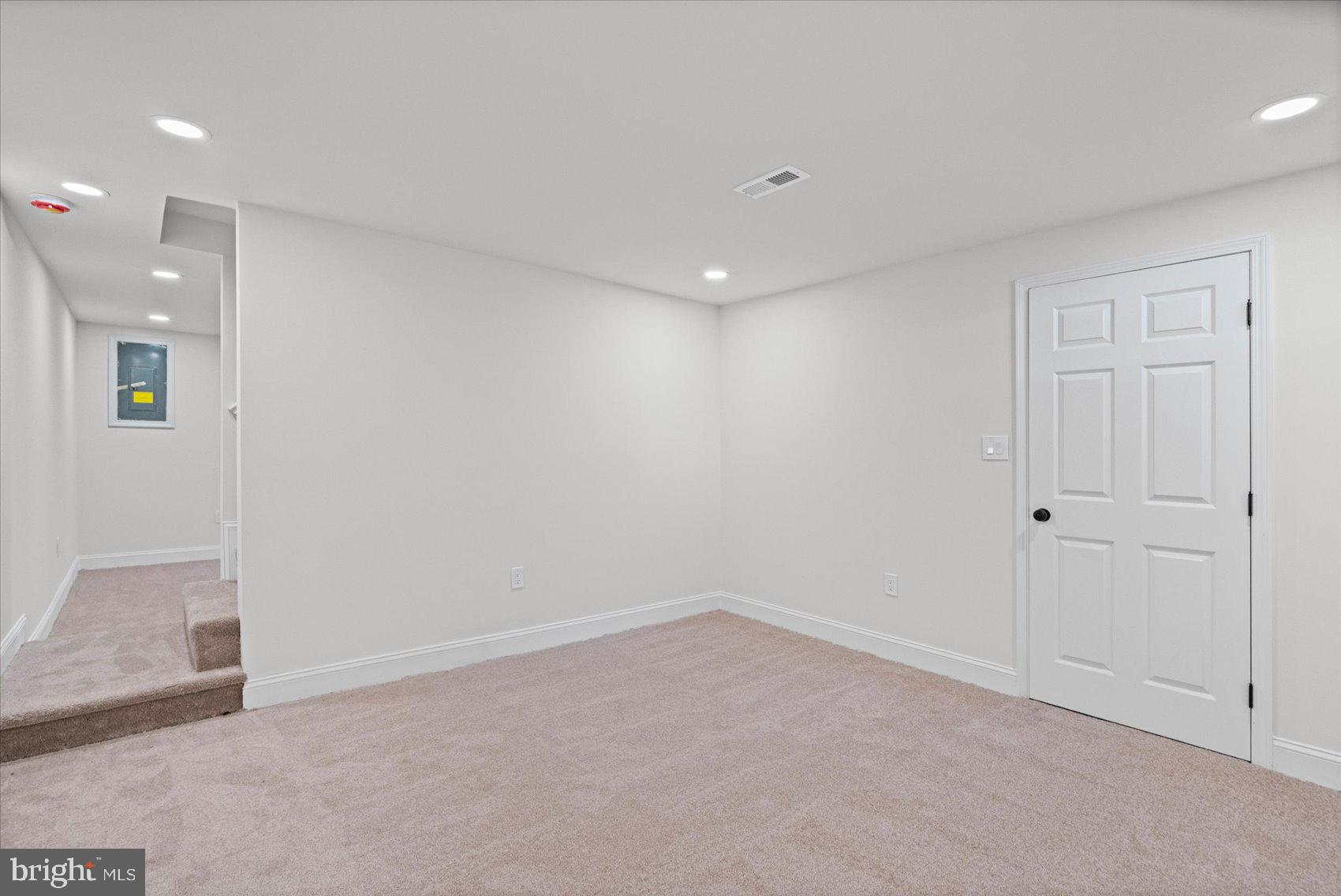 TIMBER GROVE - Residential