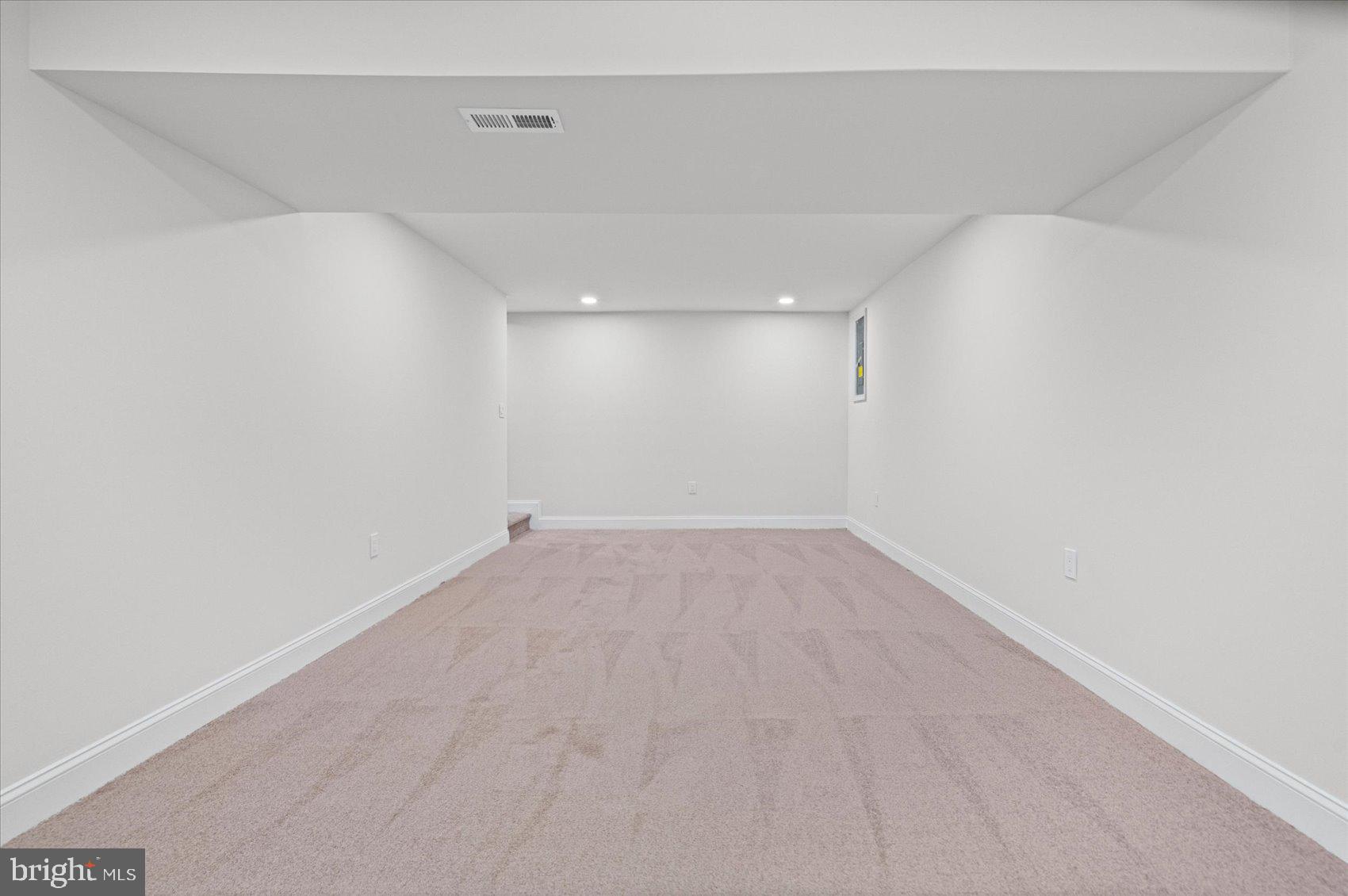 TIMBER GROVE - Residential