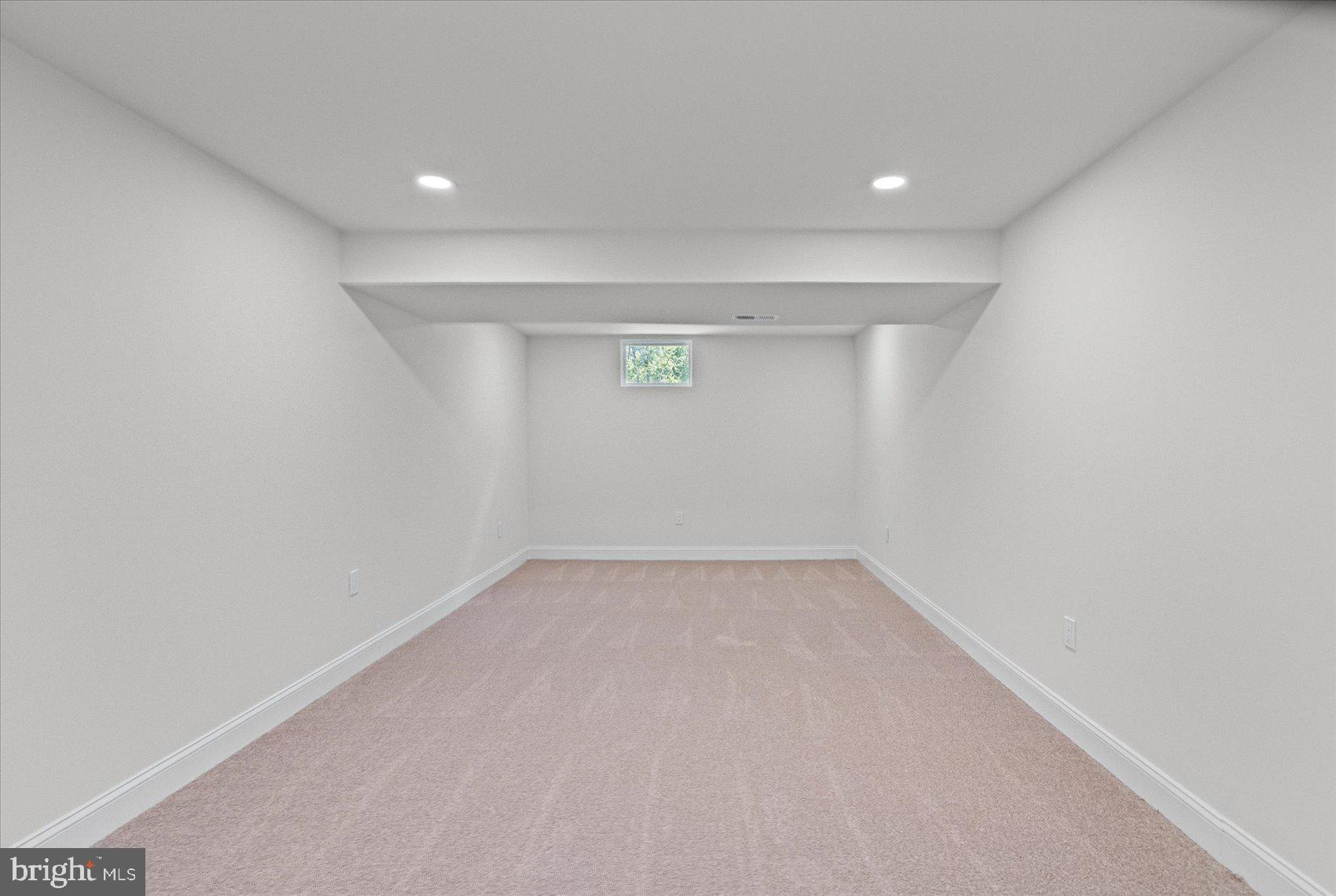 TIMBER GROVE - Residential