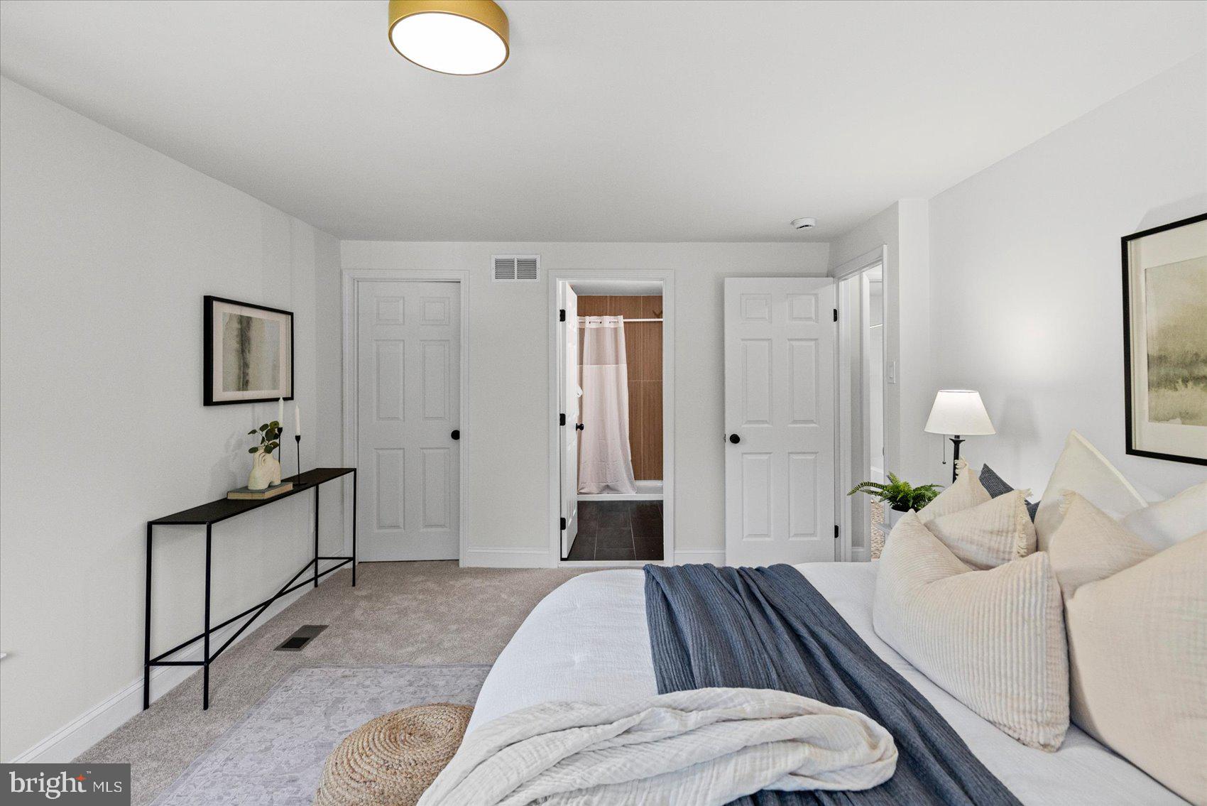 TIMBER GROVE - Residential