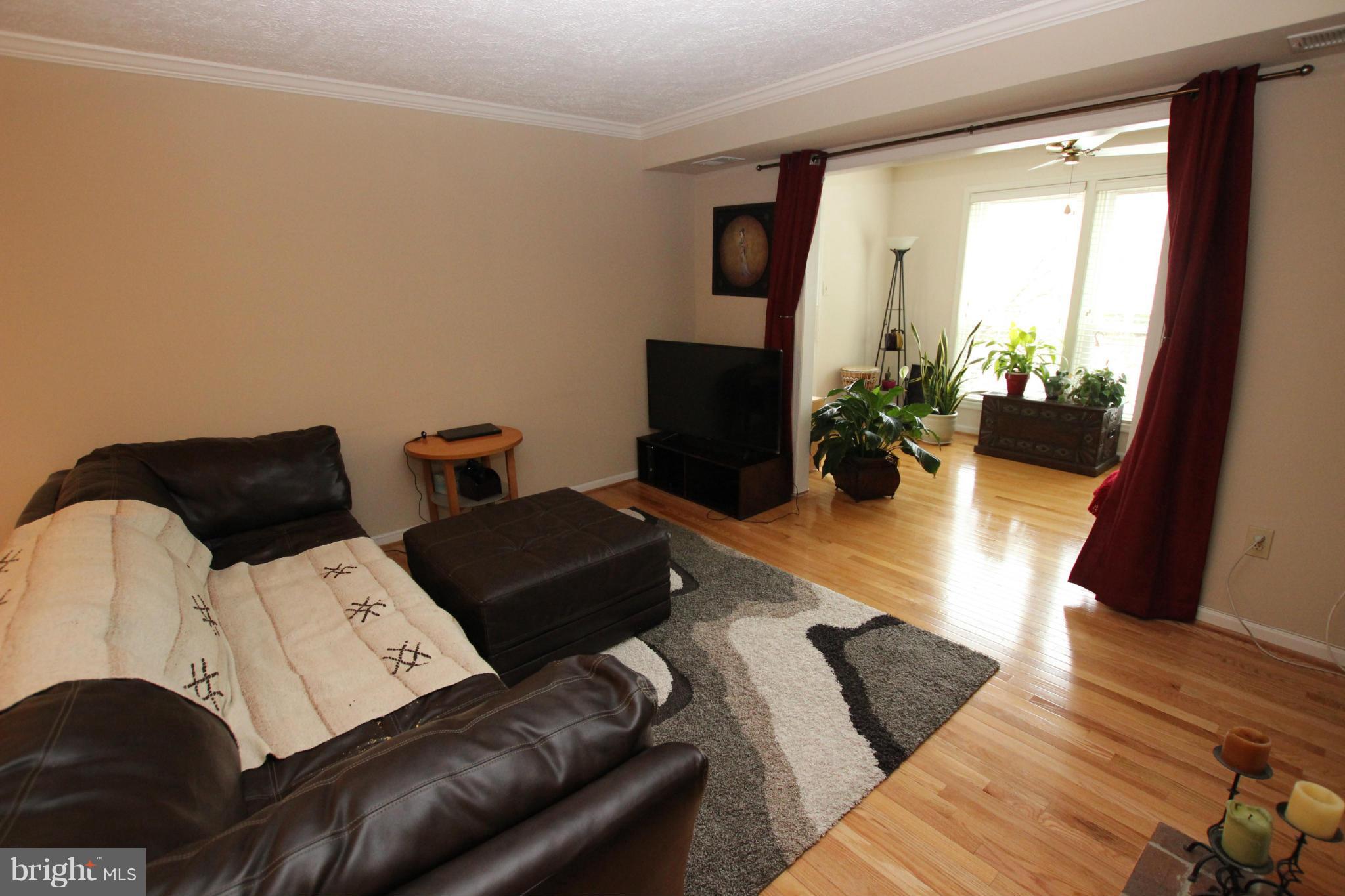 THE OAKTON - Residential Lease