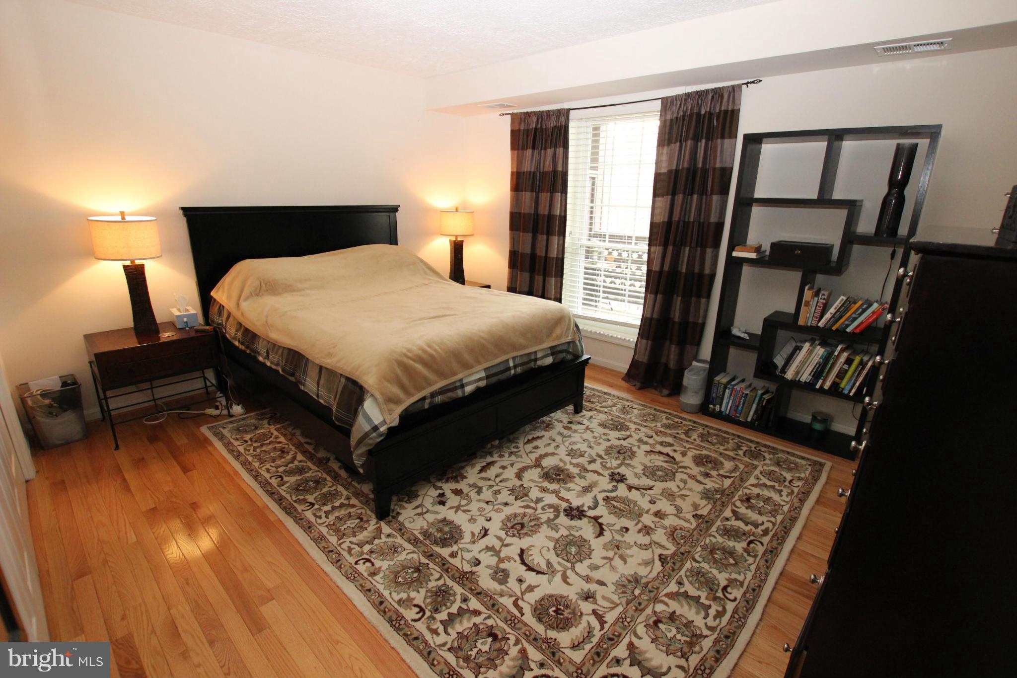 THE OAKTON - Residential Lease