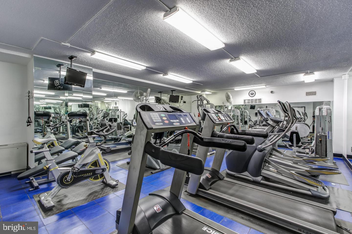 GROSVENOR PARK - Residential Lease