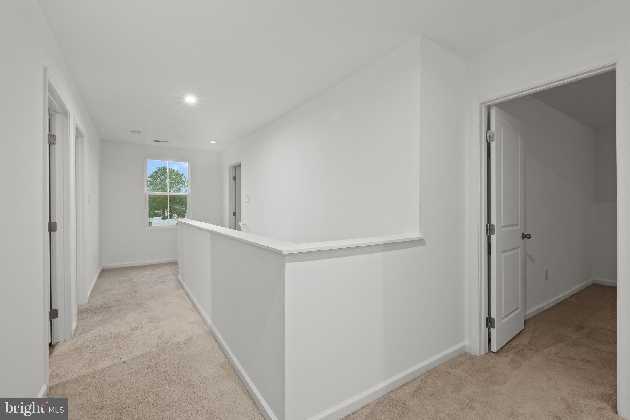 YORKSHIRE ESTATES - Residential